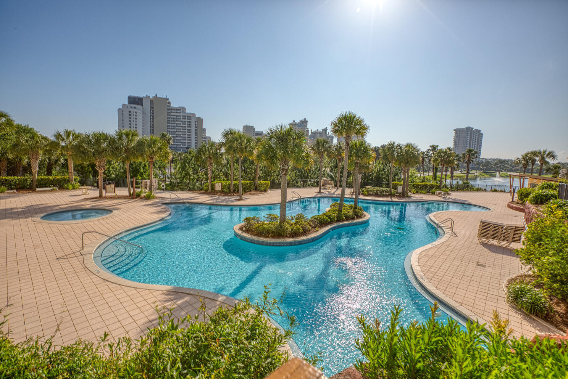 LUAU II - Residential