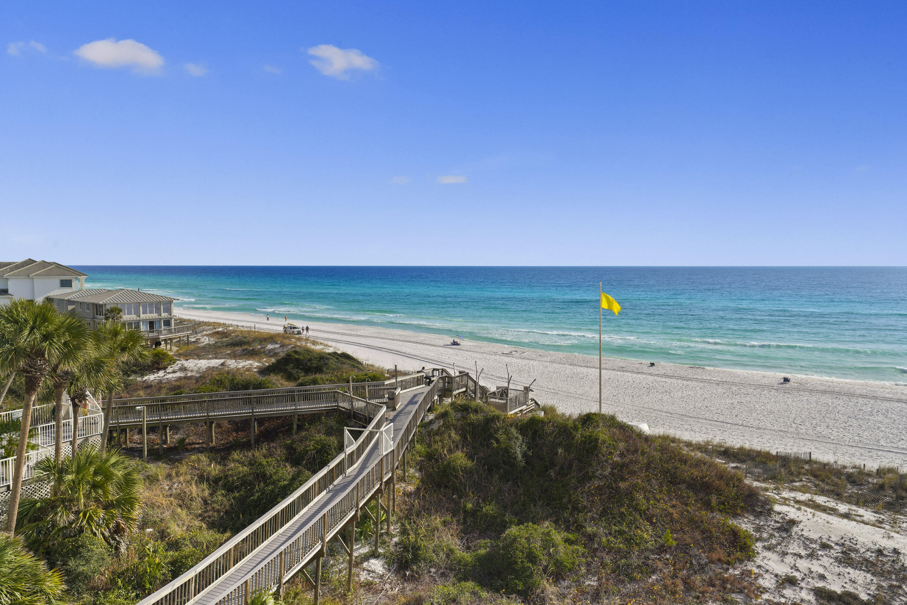 HIDDEN DUNES GRAND VILLAS - Residential