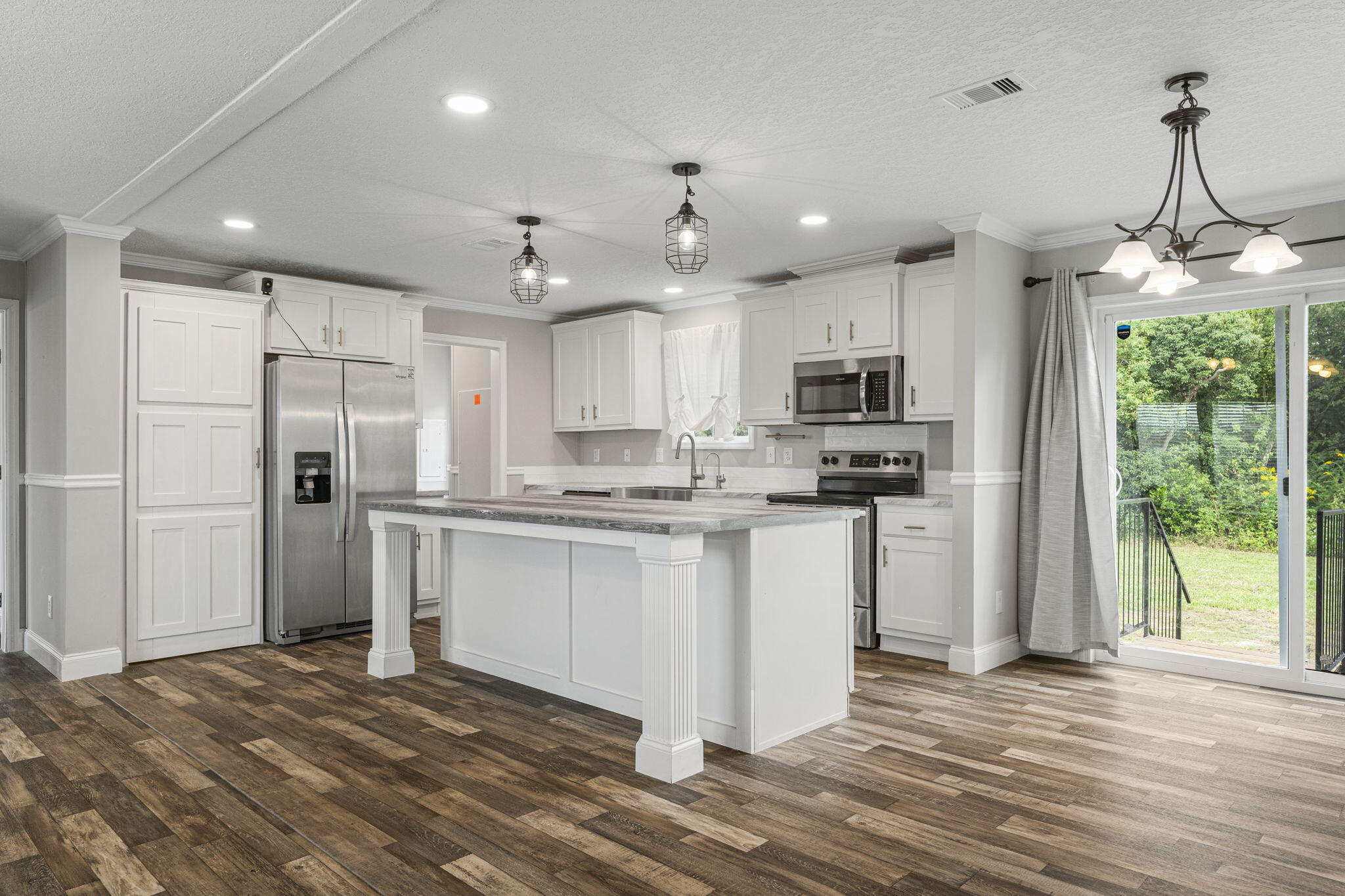 NO RECORDED SUBDIVISION - Residential