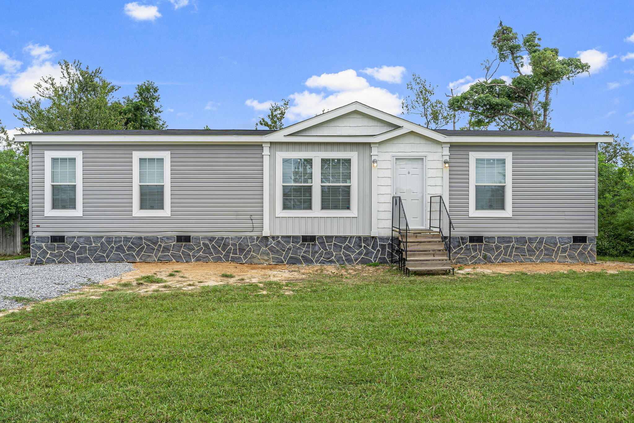 NO RECORDED SUBDIVISION - Residential