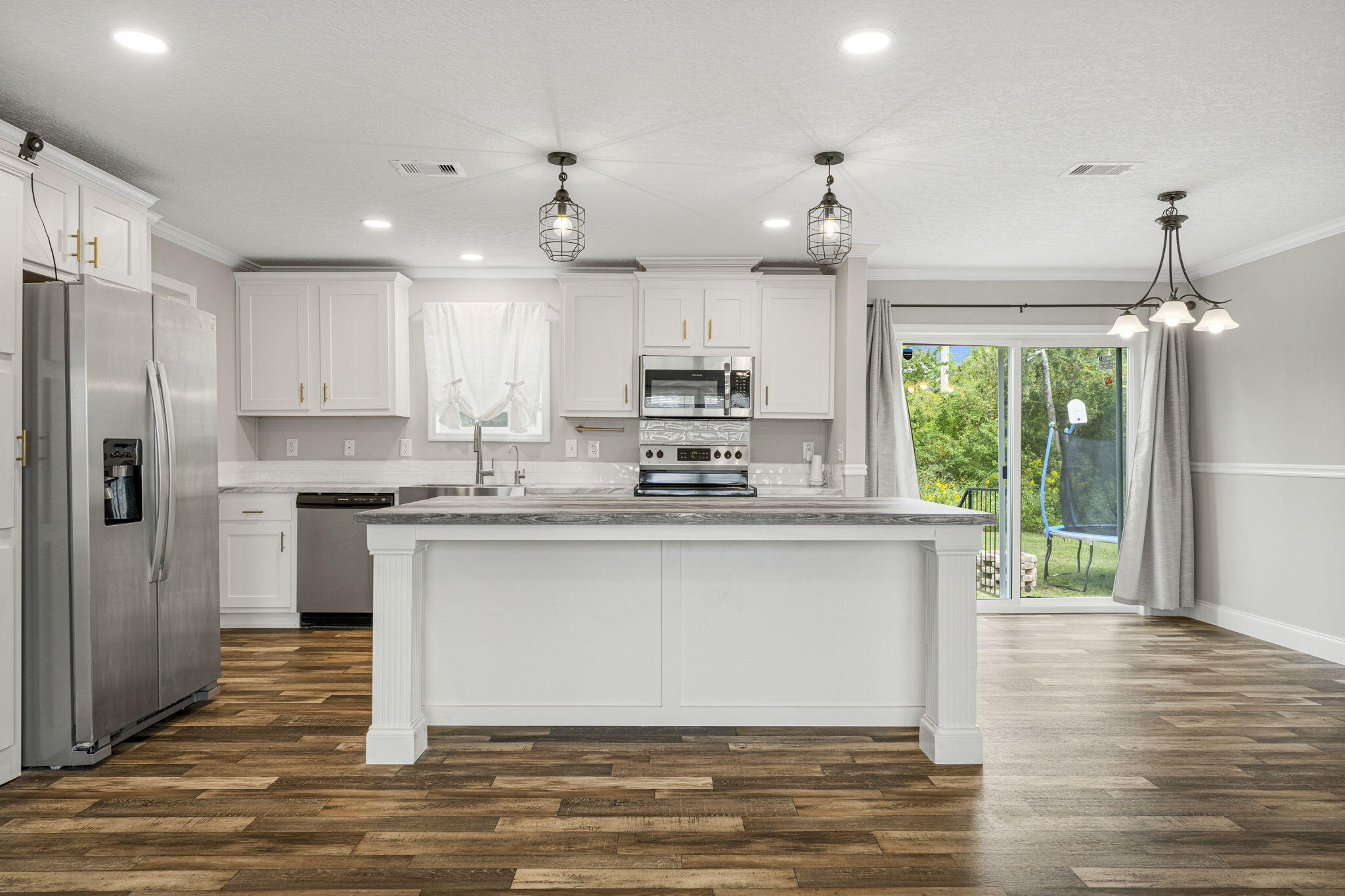 NO RECORDED SUBDIVISION - Residential