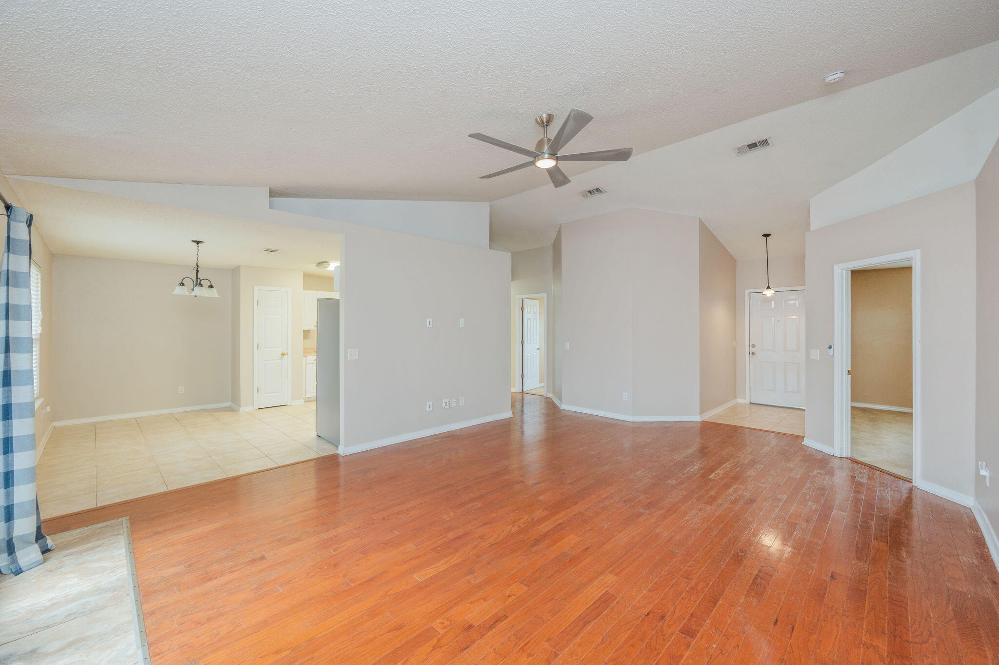 COUNTRYVIEW ESTATES - Residential