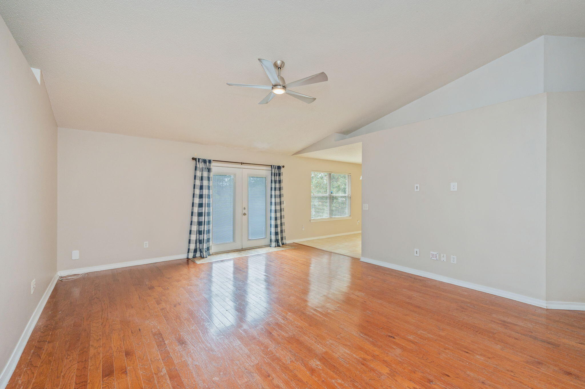 COUNTRYVIEW ESTATES - Residential