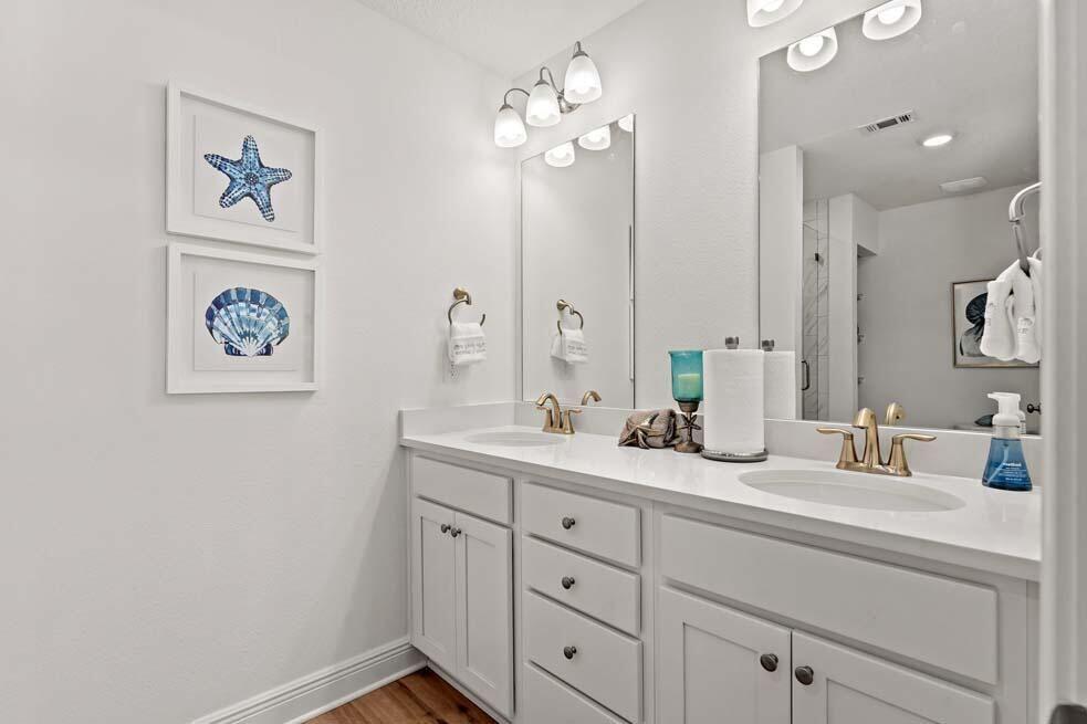 Harbor Place Townhomes - Residential Lease