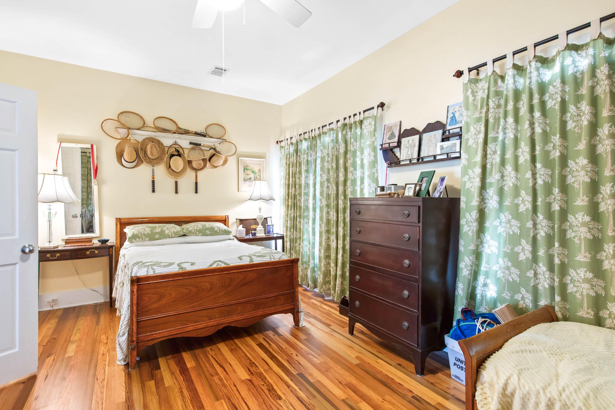 BLUE MOUNTAIN BEACH - Residential