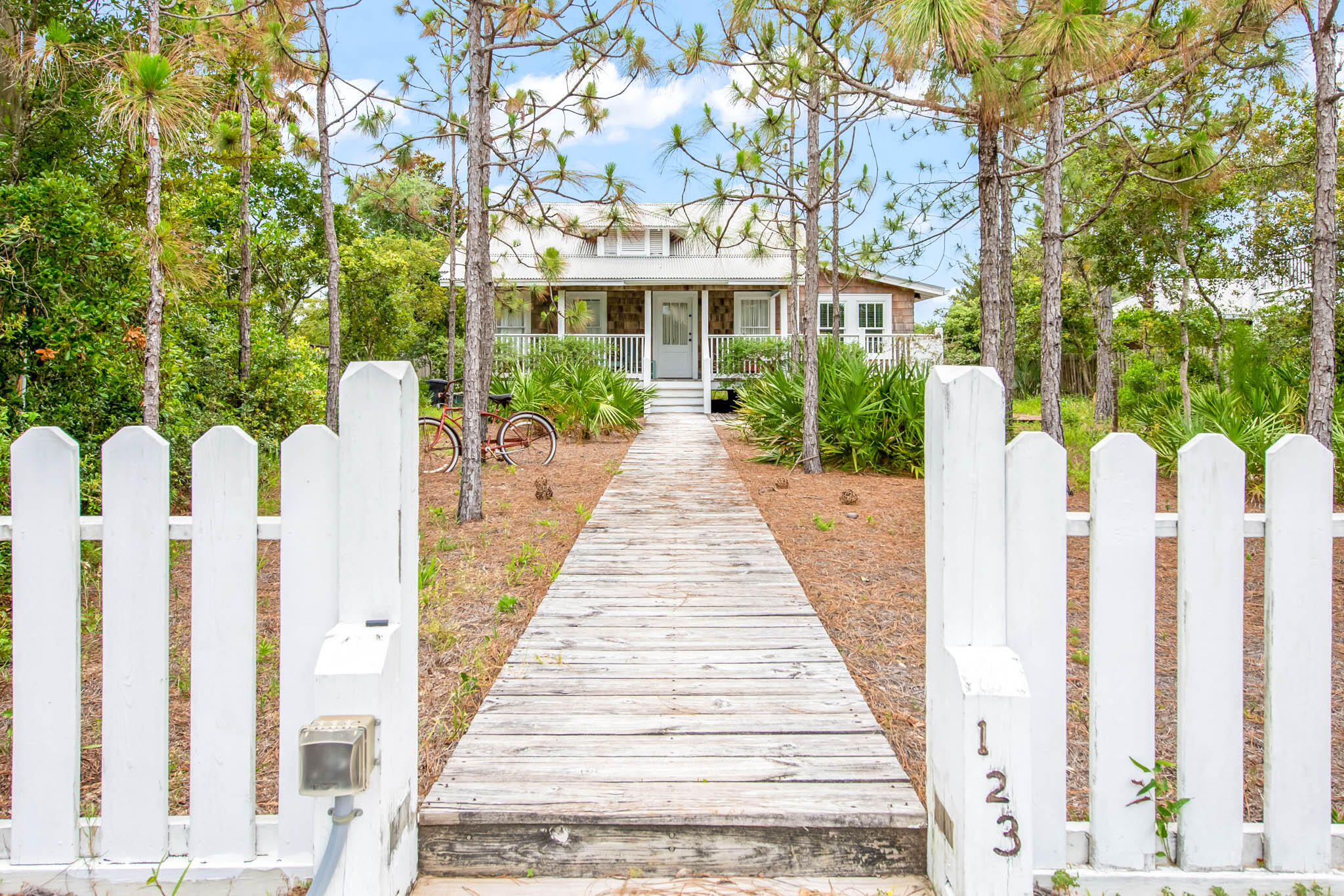 BLUE MOUNTAIN BEACH - Residential