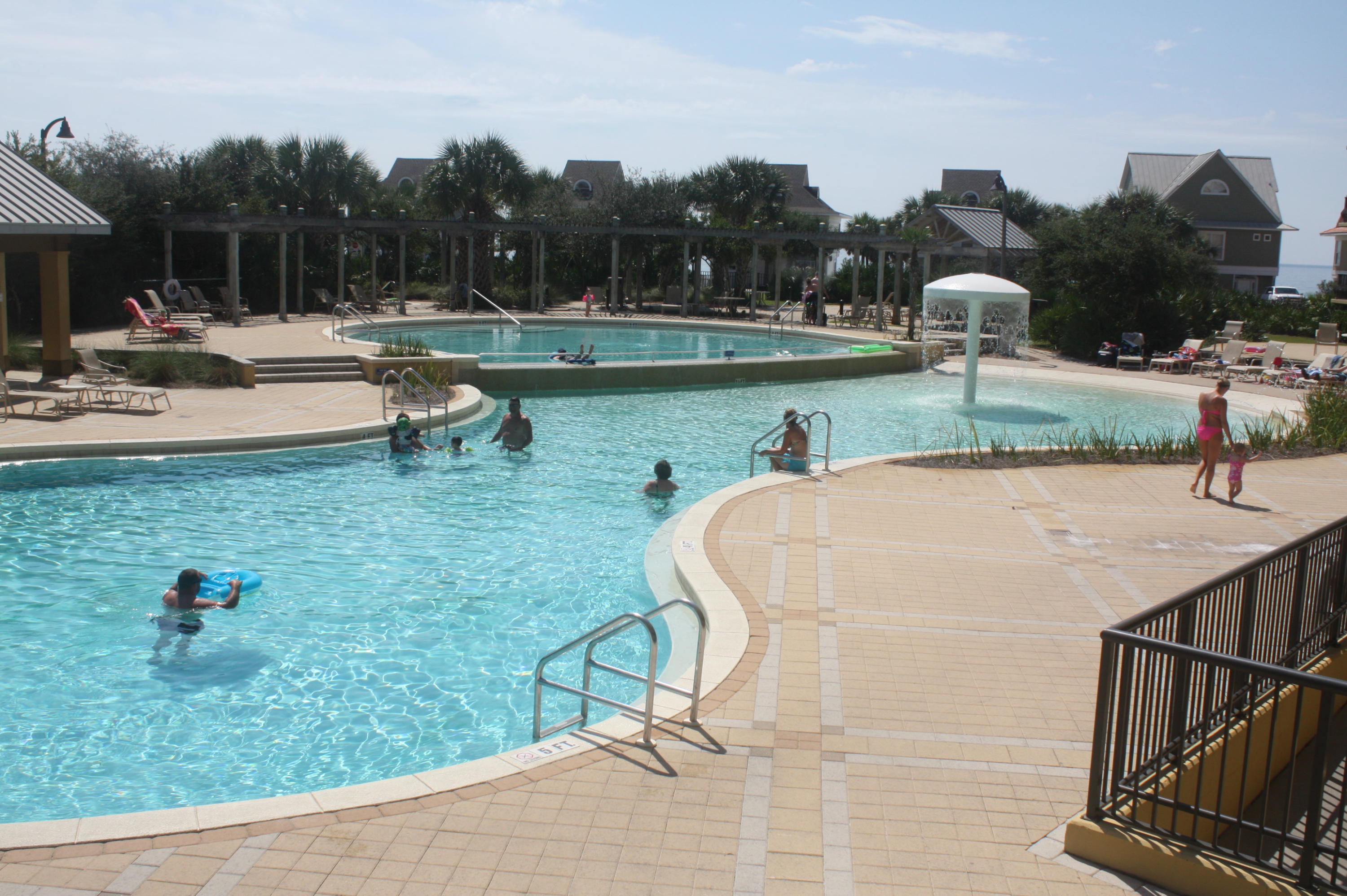 BEACH RESORT - Residential