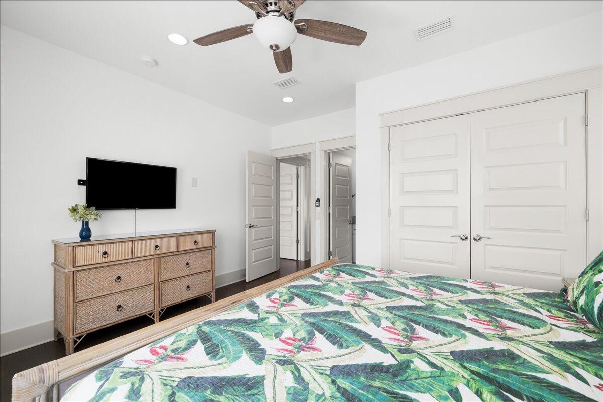 HIGHLAND PARKS - Residential