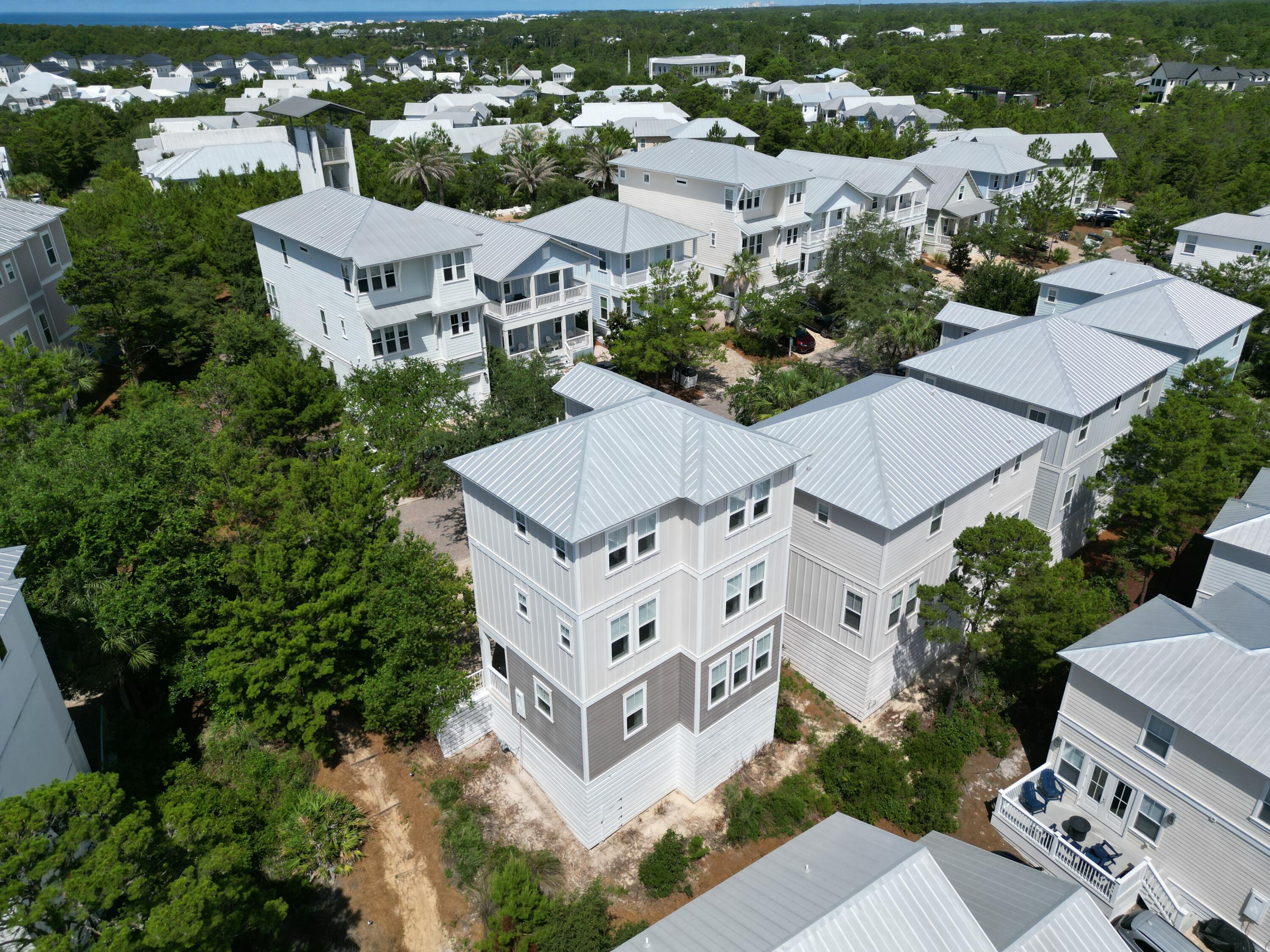 HIGHLAND PARKS - Residential