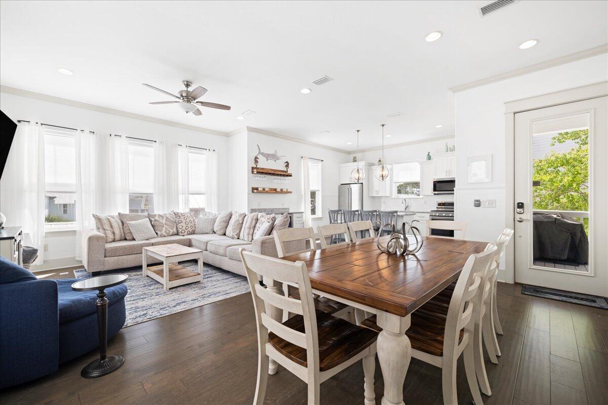 HIGHLAND PARKS - Residential