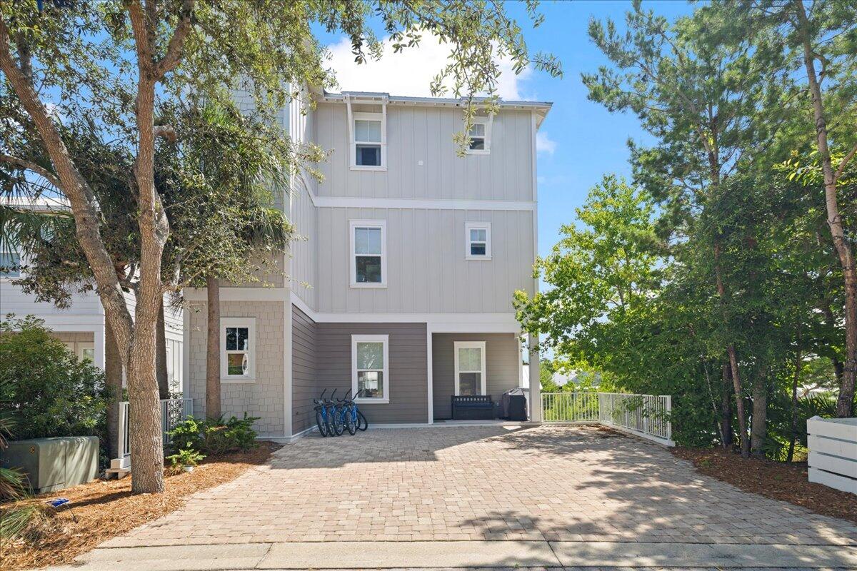 HIGHLAND PARKS - Residential