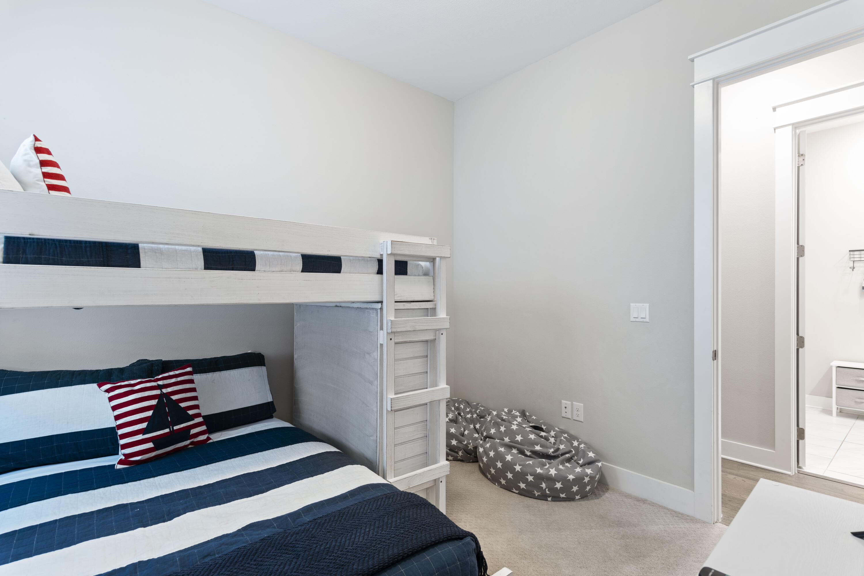 PROMINENCE NORTH - Residential