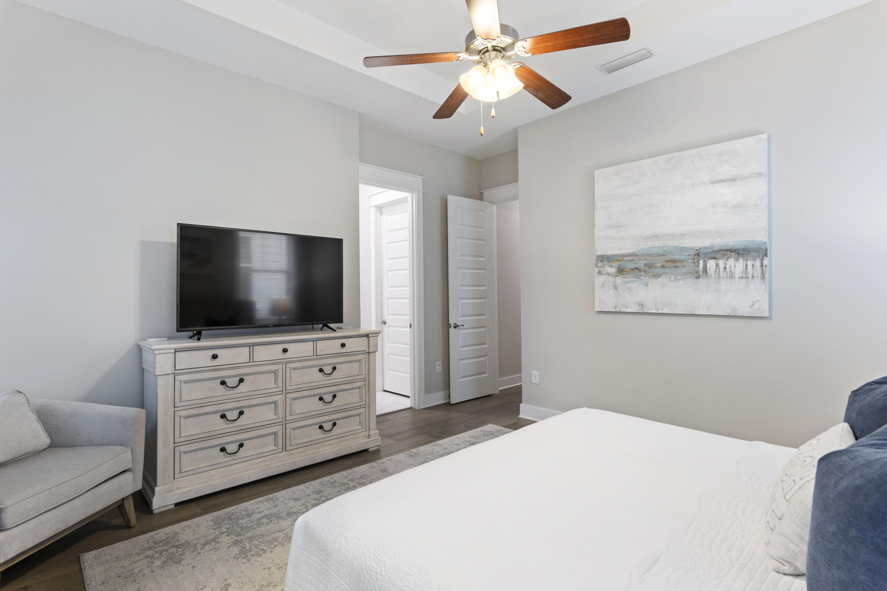 PROMINENCE NORTH - Residential