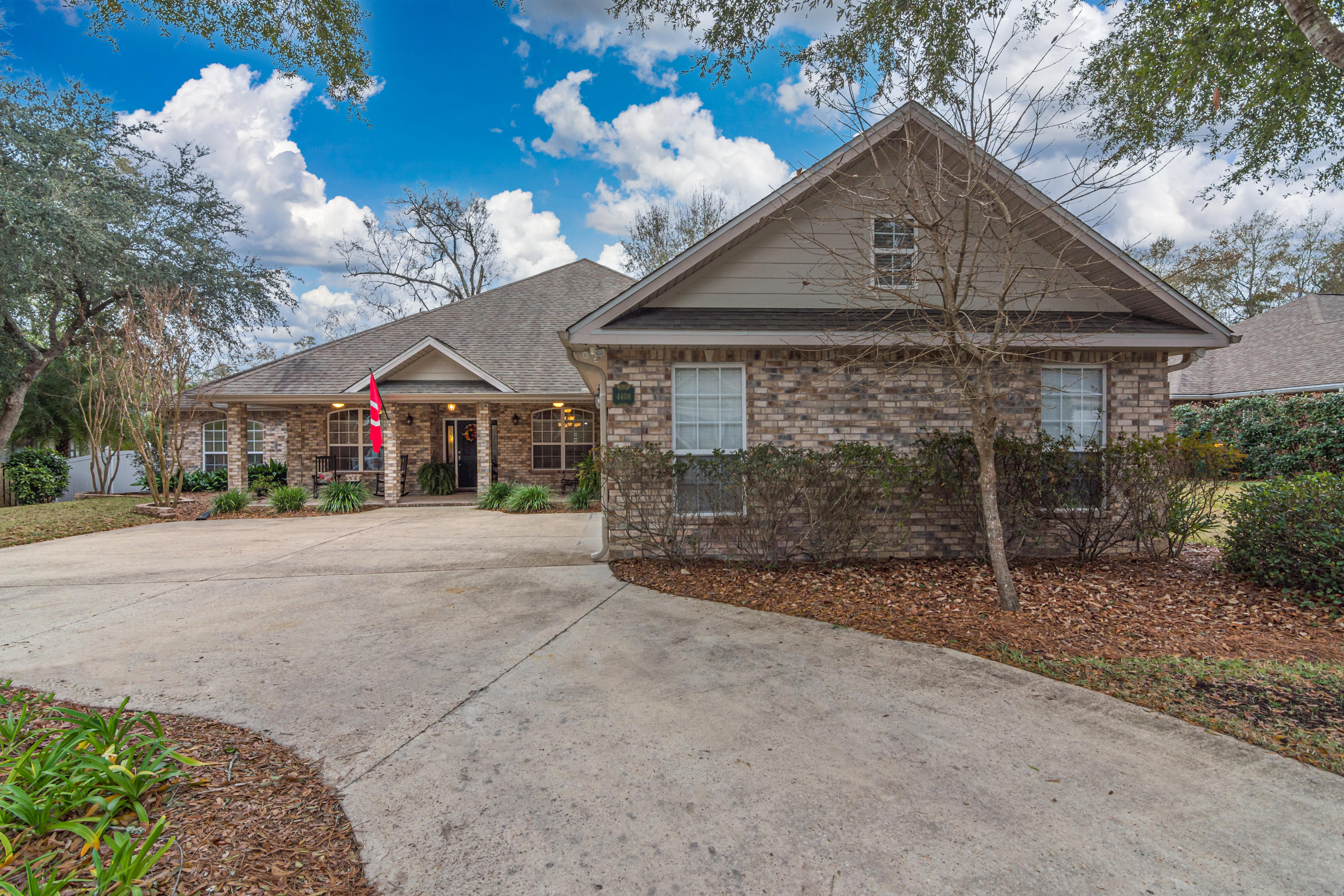 JUNIPER CREEK ESTATES - Residential