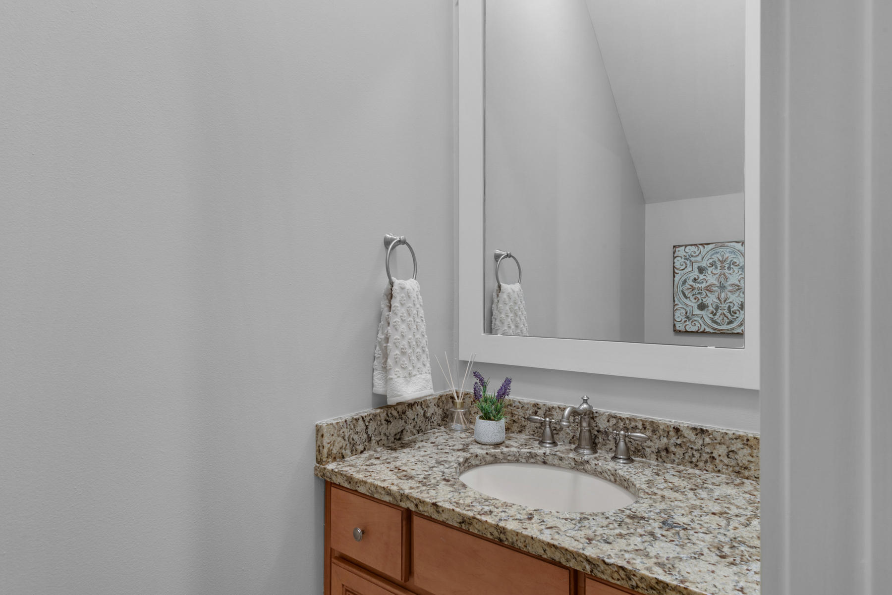 CARSON OAKS - Residential