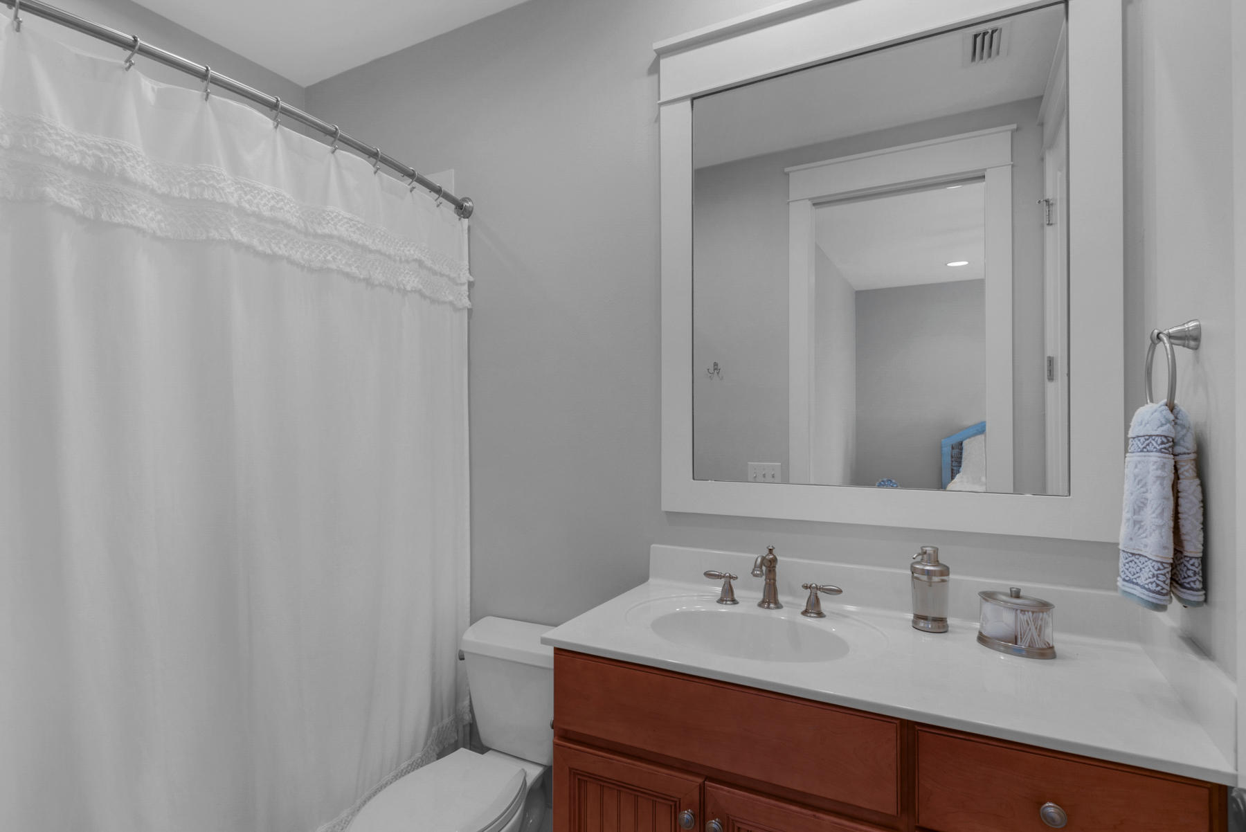 CARSON OAKS - Residential