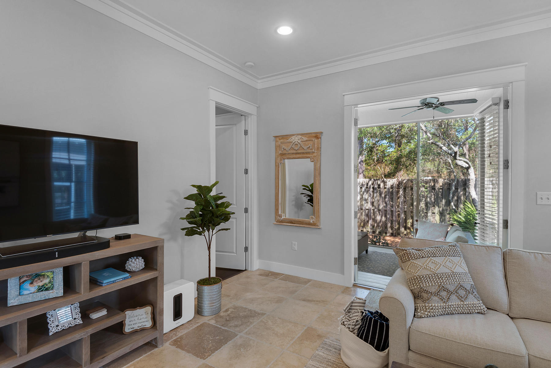 CARSON OAKS - Residential