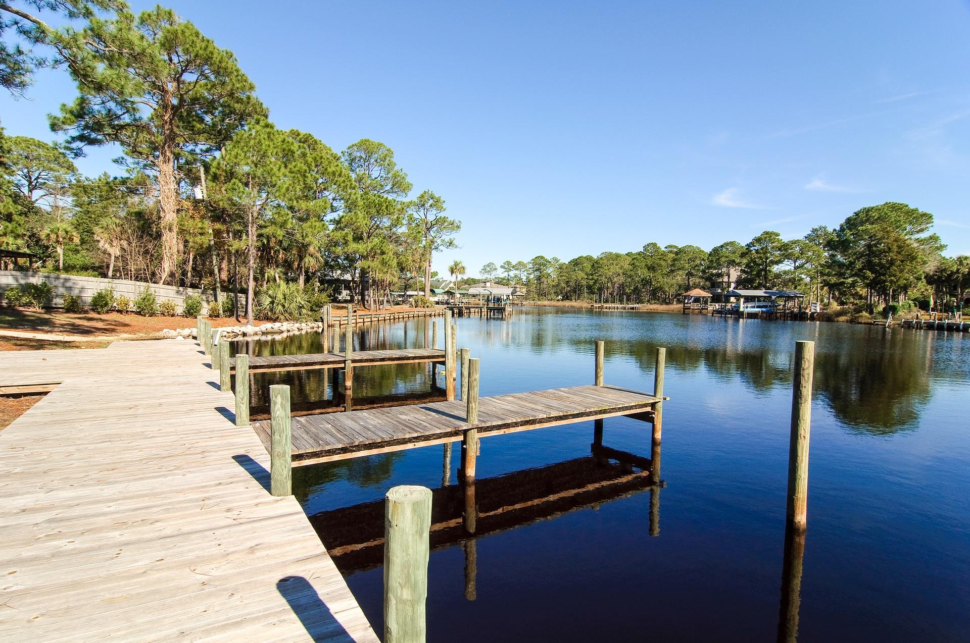 CARSON OAKS - Residential