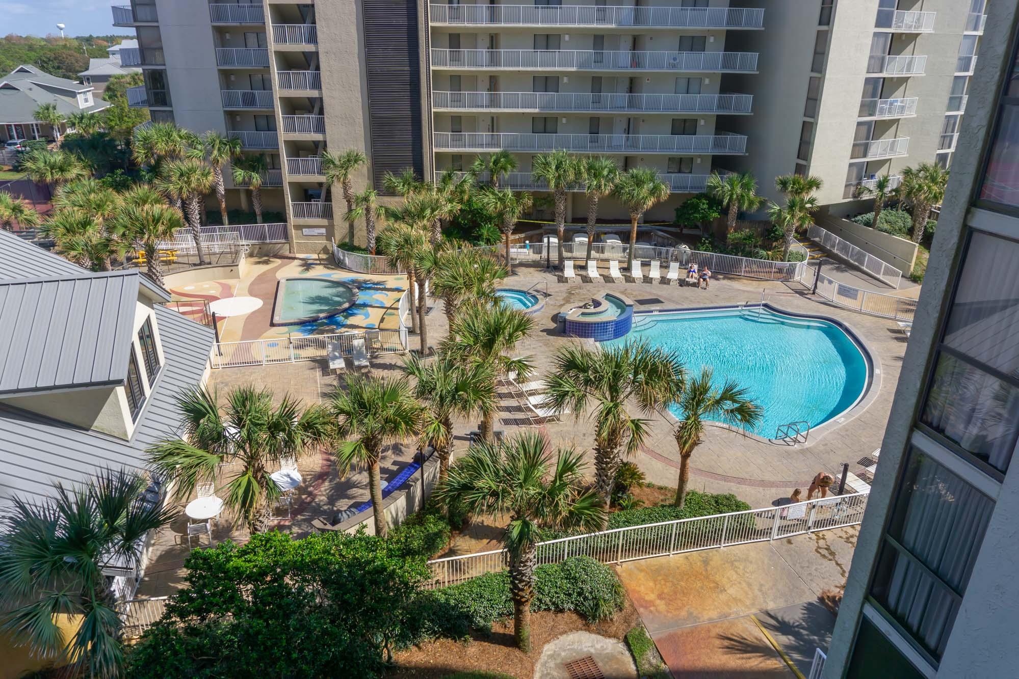 MAINSAIL CONDO PH 4 - Residential