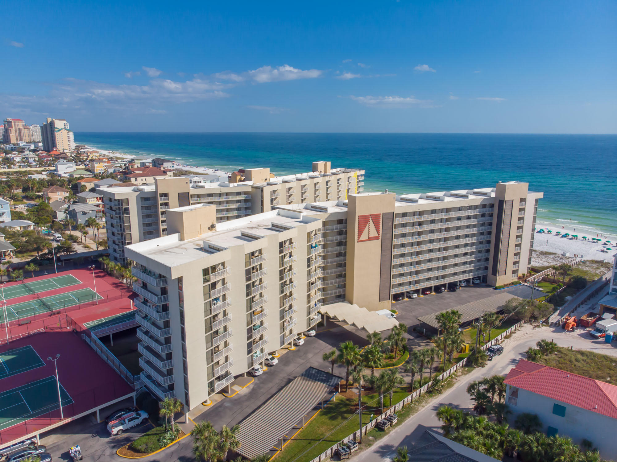 MAINSAIL CONDO PH 4 - Residential
