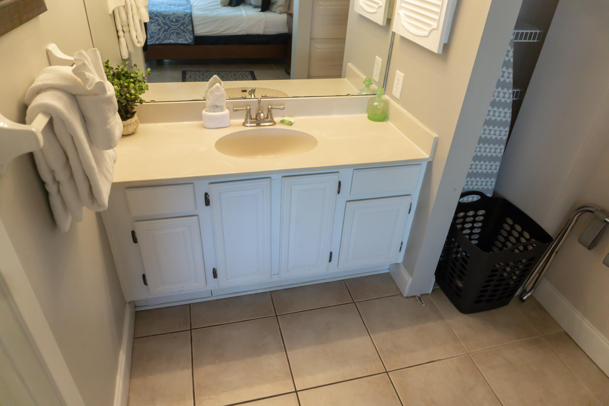 MAINSAIL CONDO PH 4 - Residential