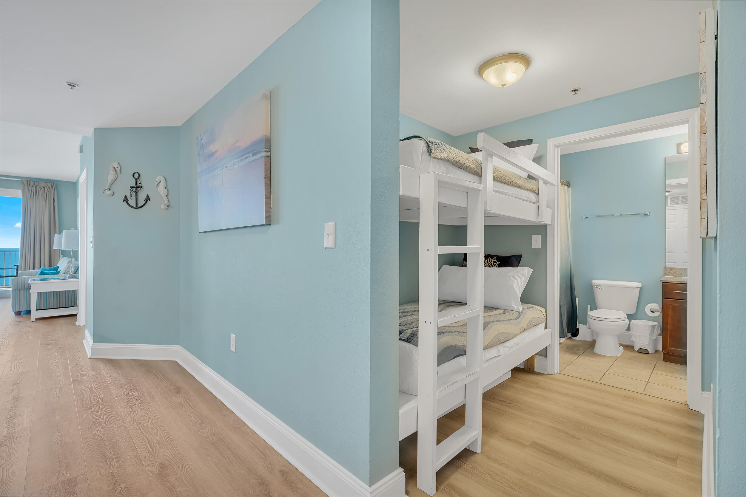 Laketown Wharf - Residential