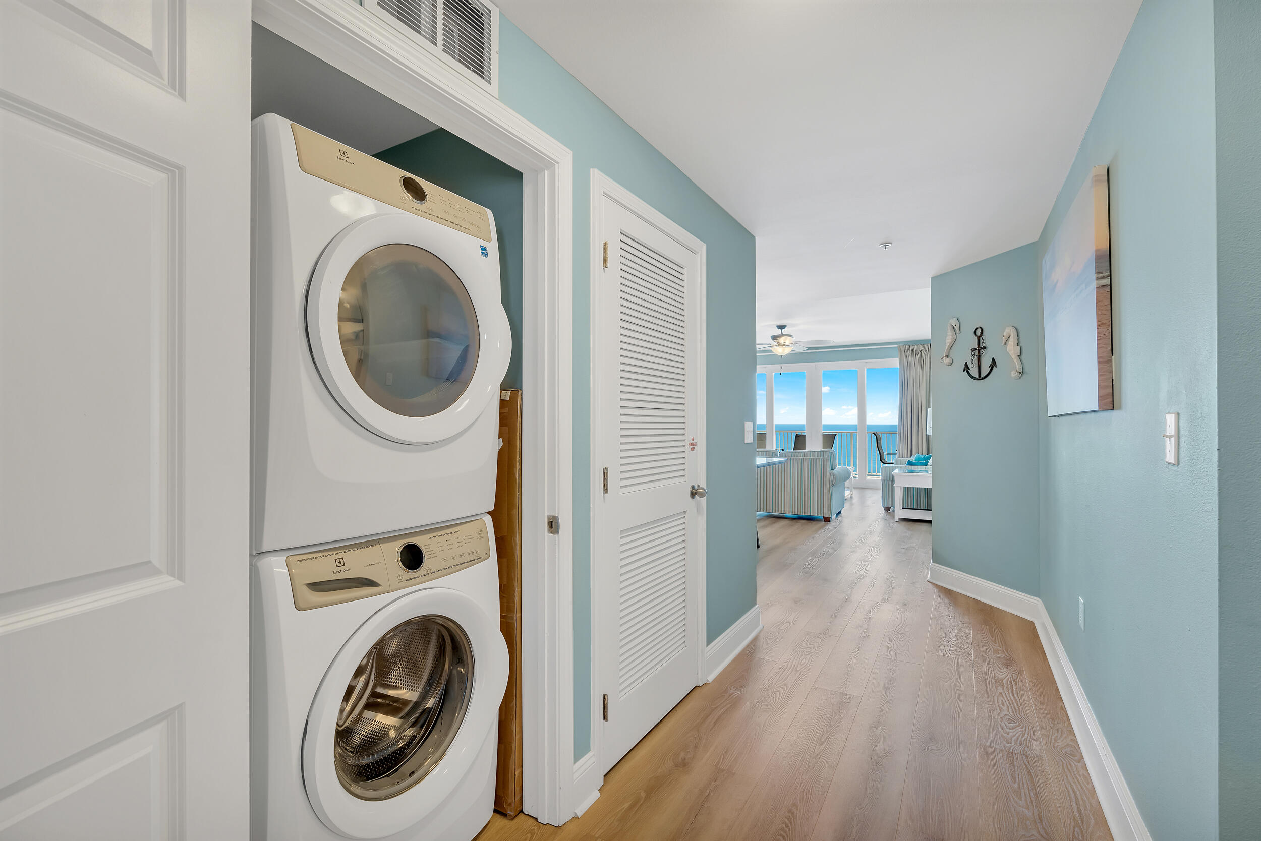 Laketown Wharf - Residential