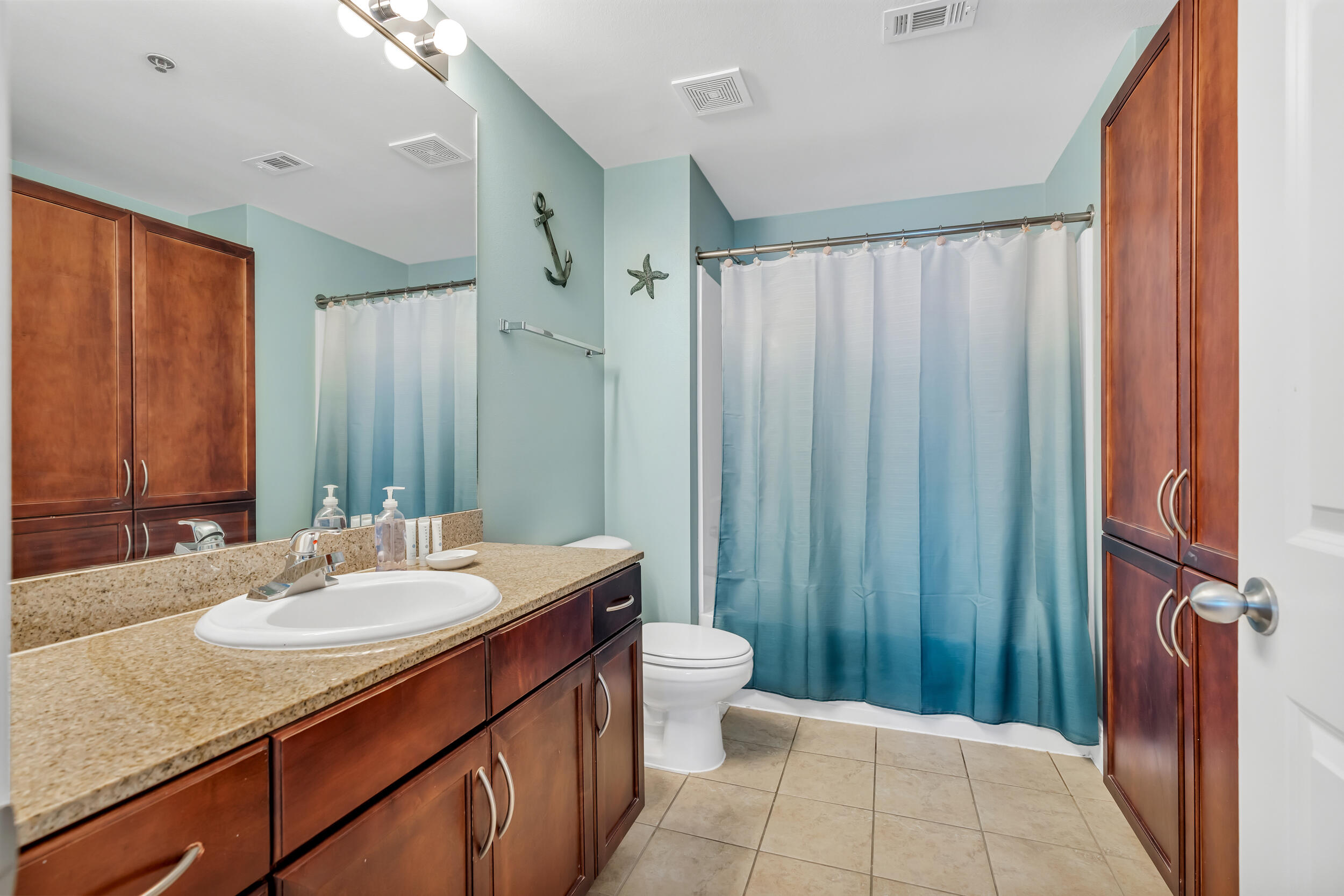 Laketown Wharf - Residential