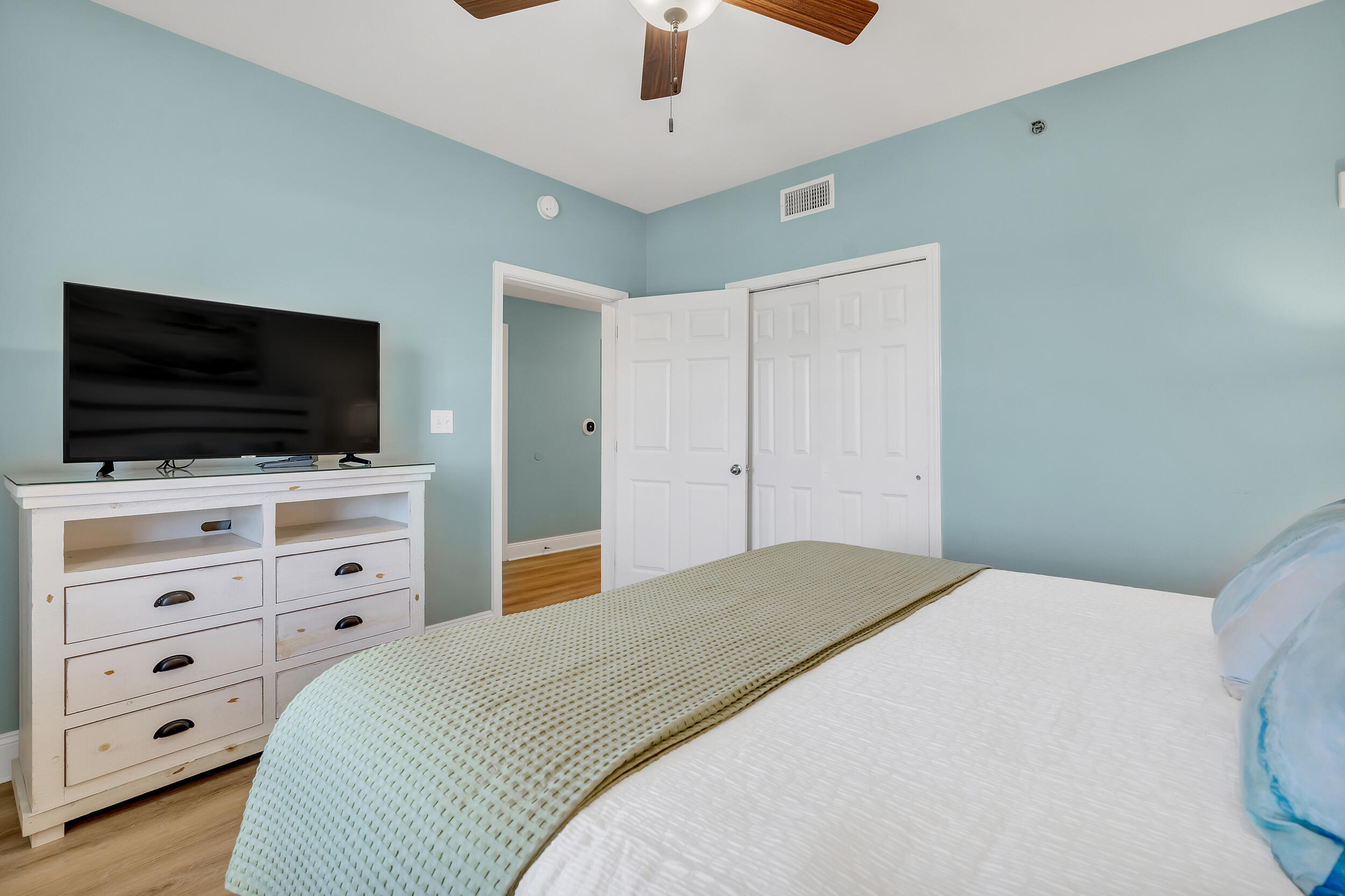 Laketown Wharf - Residential