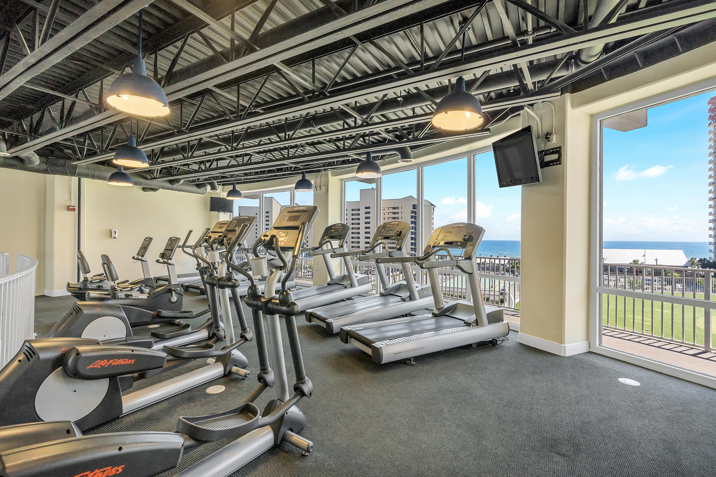 Laketown Wharf - Residential