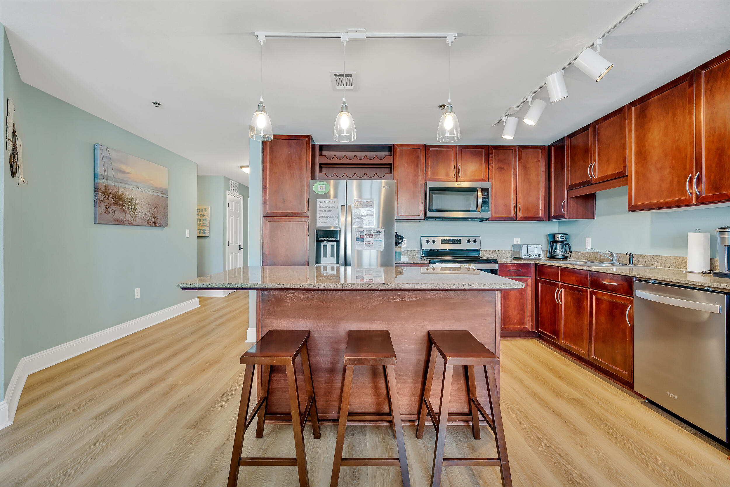 Laketown Wharf - Residential