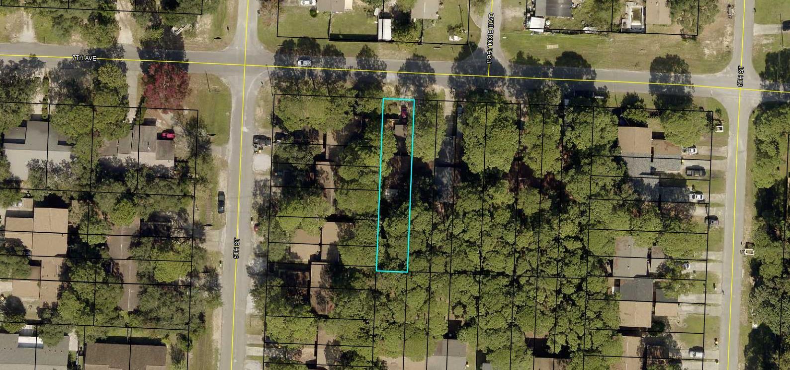 PINE SHADOWS T/H 1ST ADDN - Residential