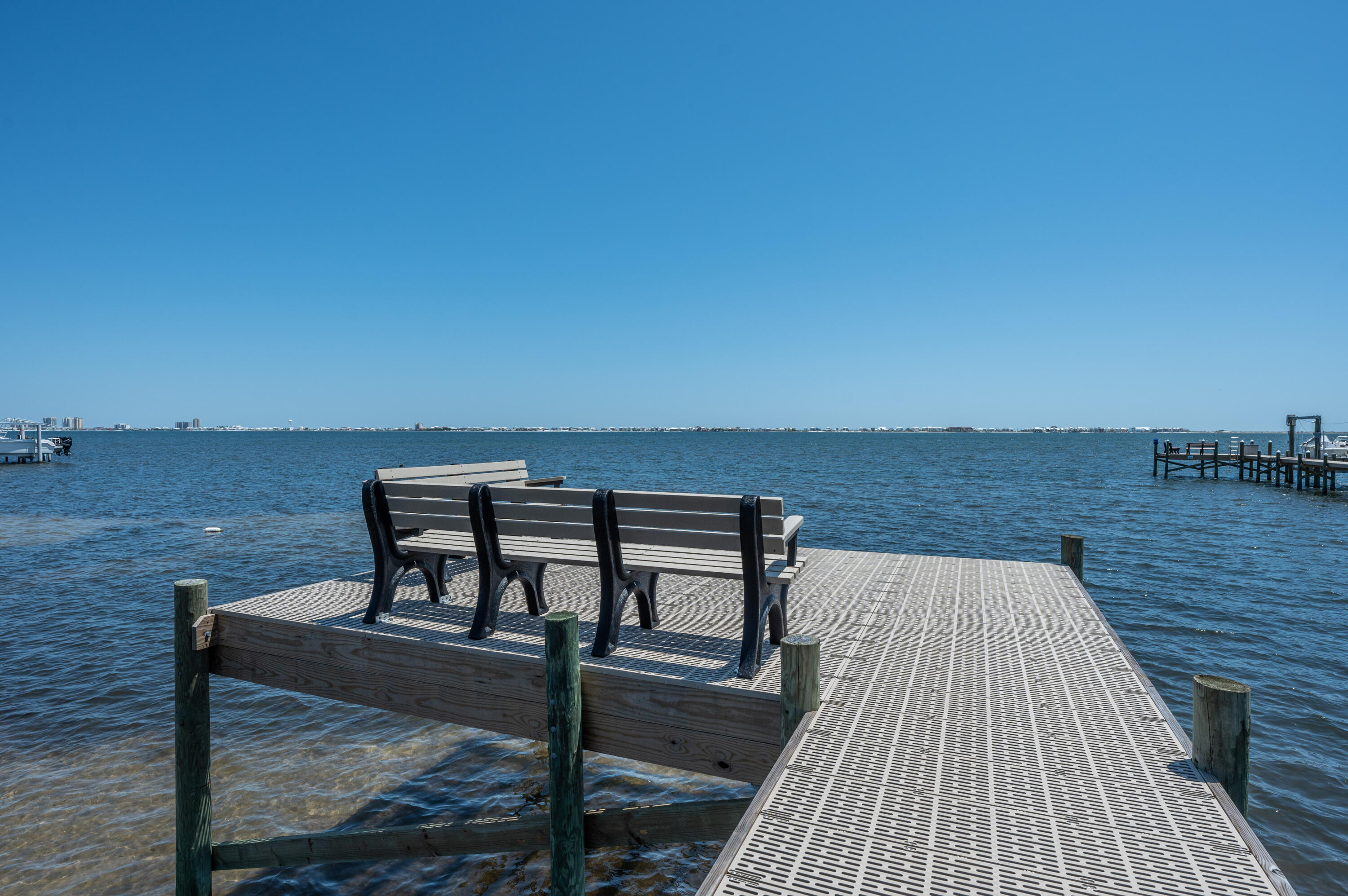 MAGNOLIA HARBOR - Residential