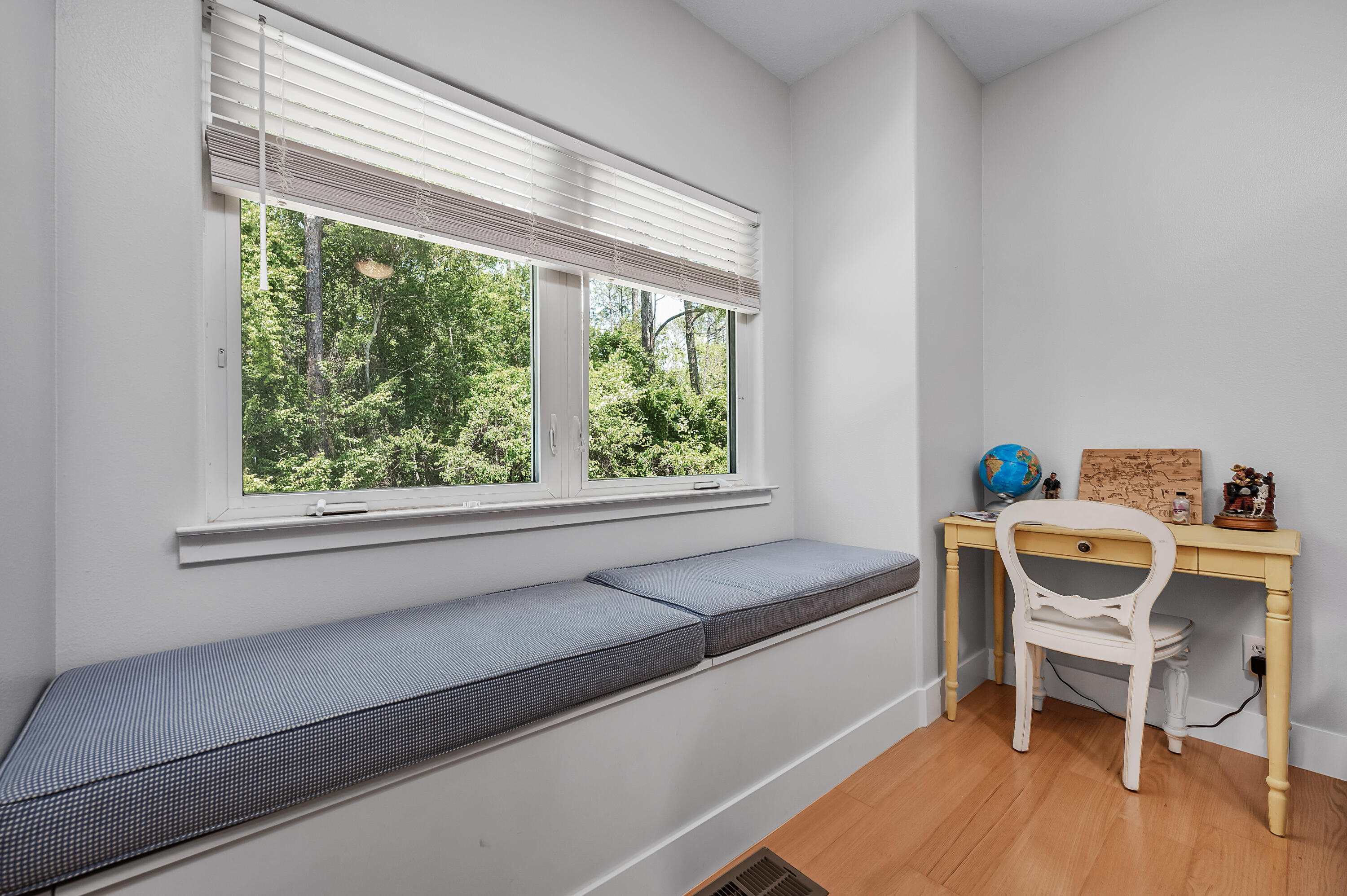 MAGNOLIA HARBOR - Residential