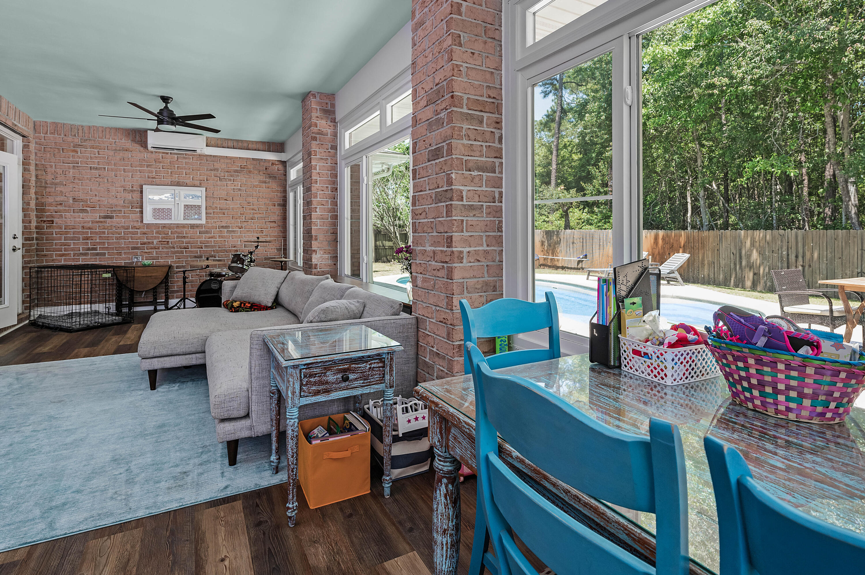 MAGNOLIA HARBOR - Residential