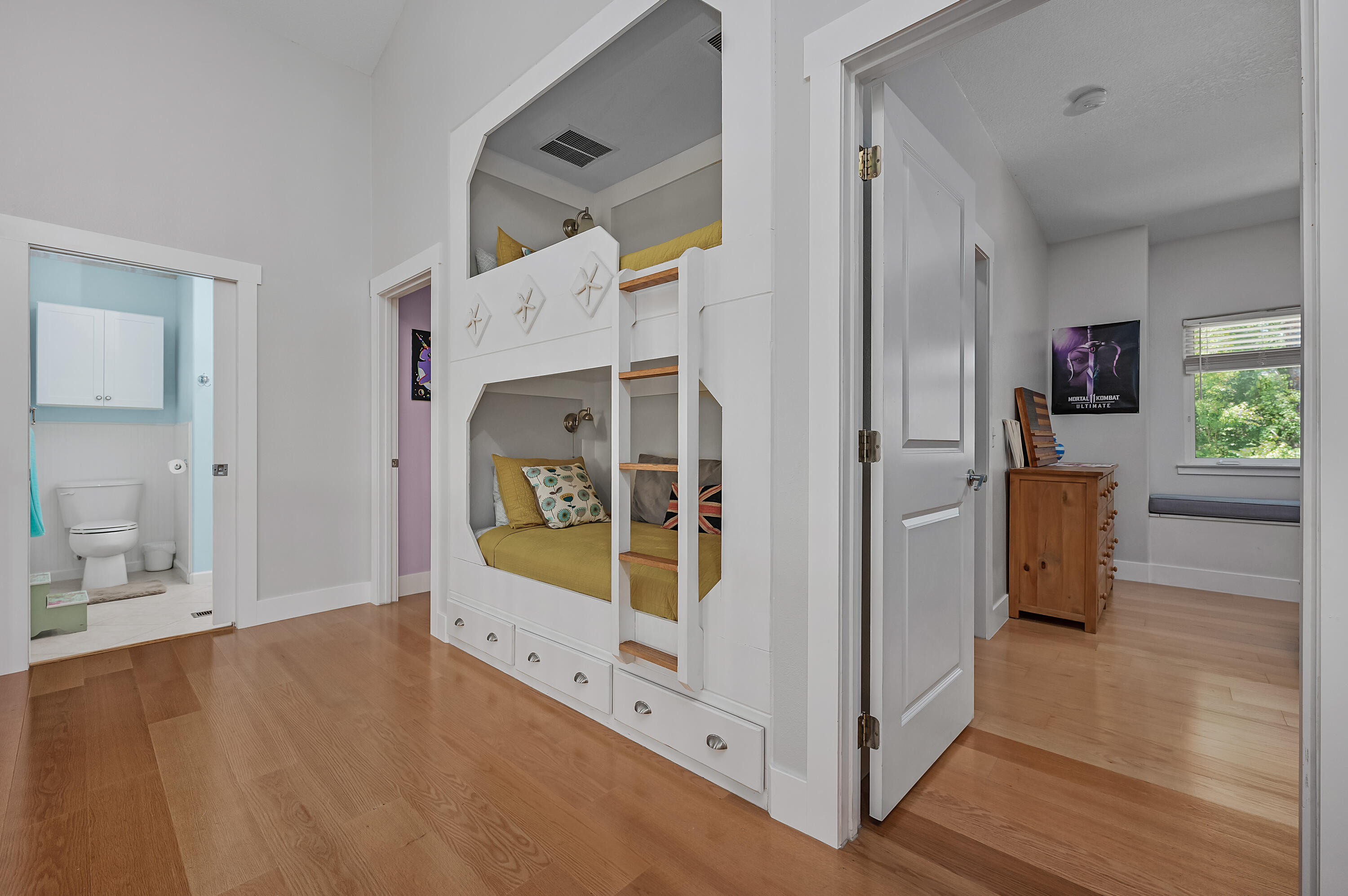 MAGNOLIA HARBOR - Residential