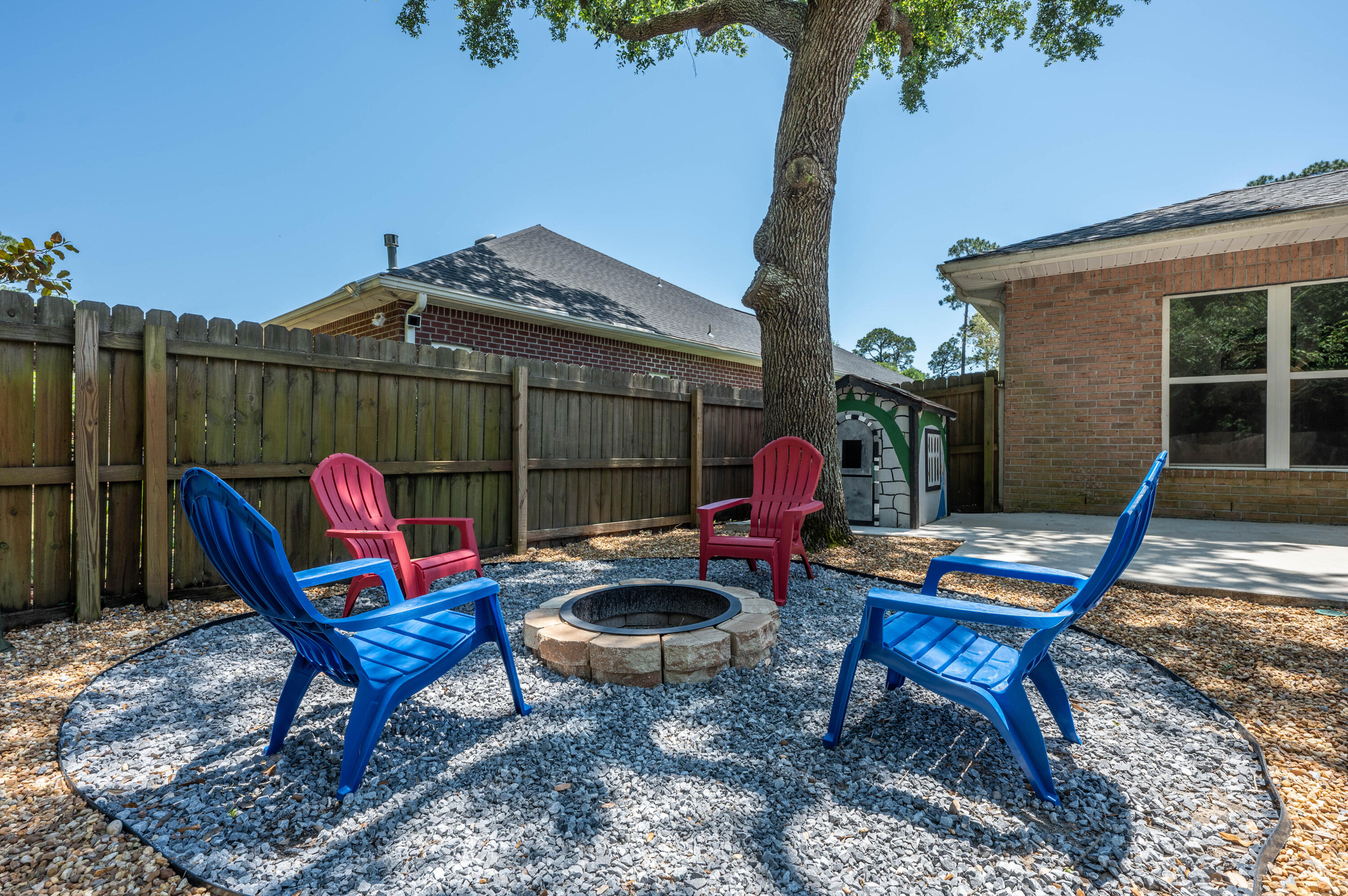 MAGNOLIA HARBOR - Residential