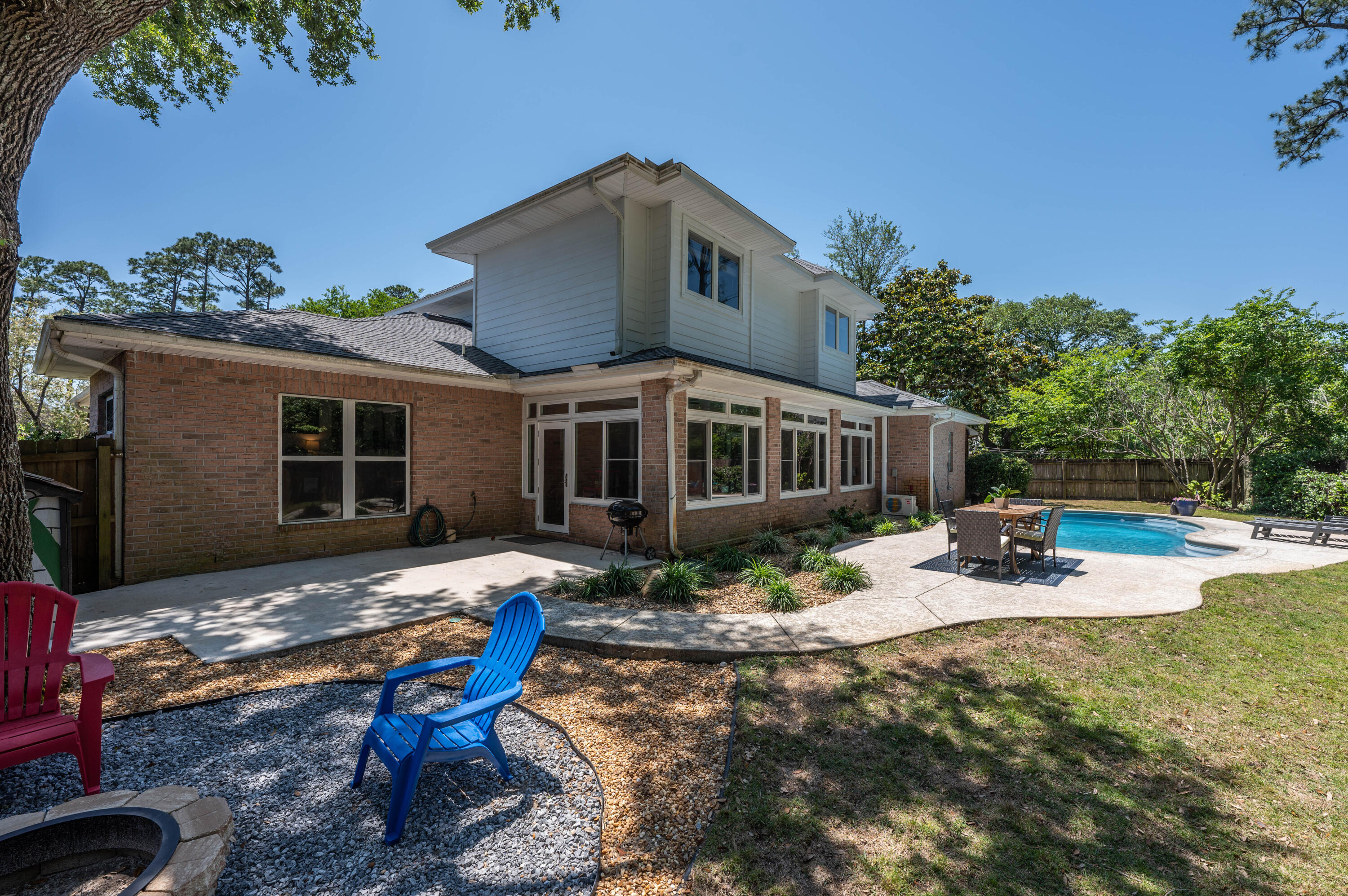 MAGNOLIA HARBOR - Residential