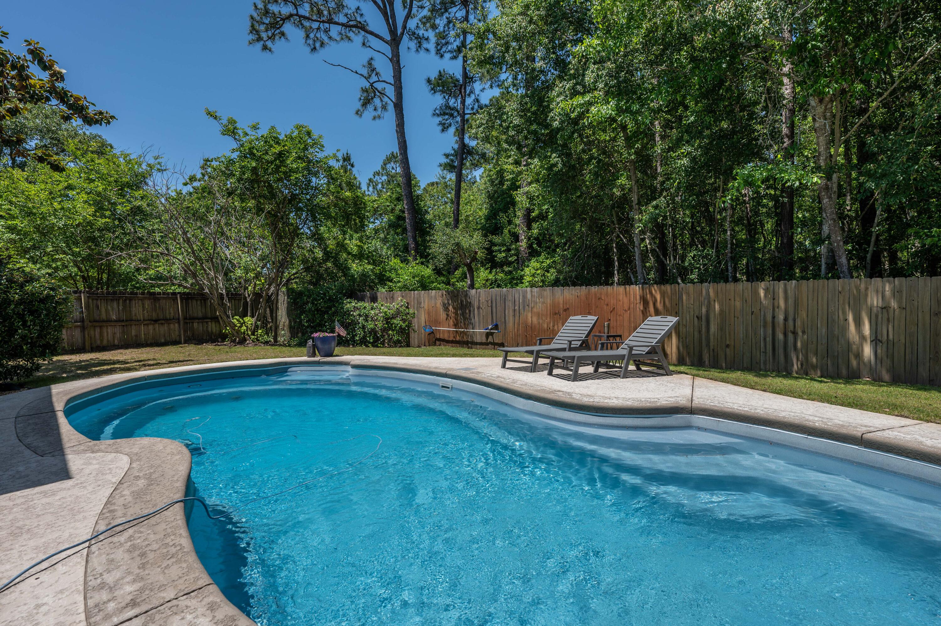 MAGNOLIA HARBOR - Residential