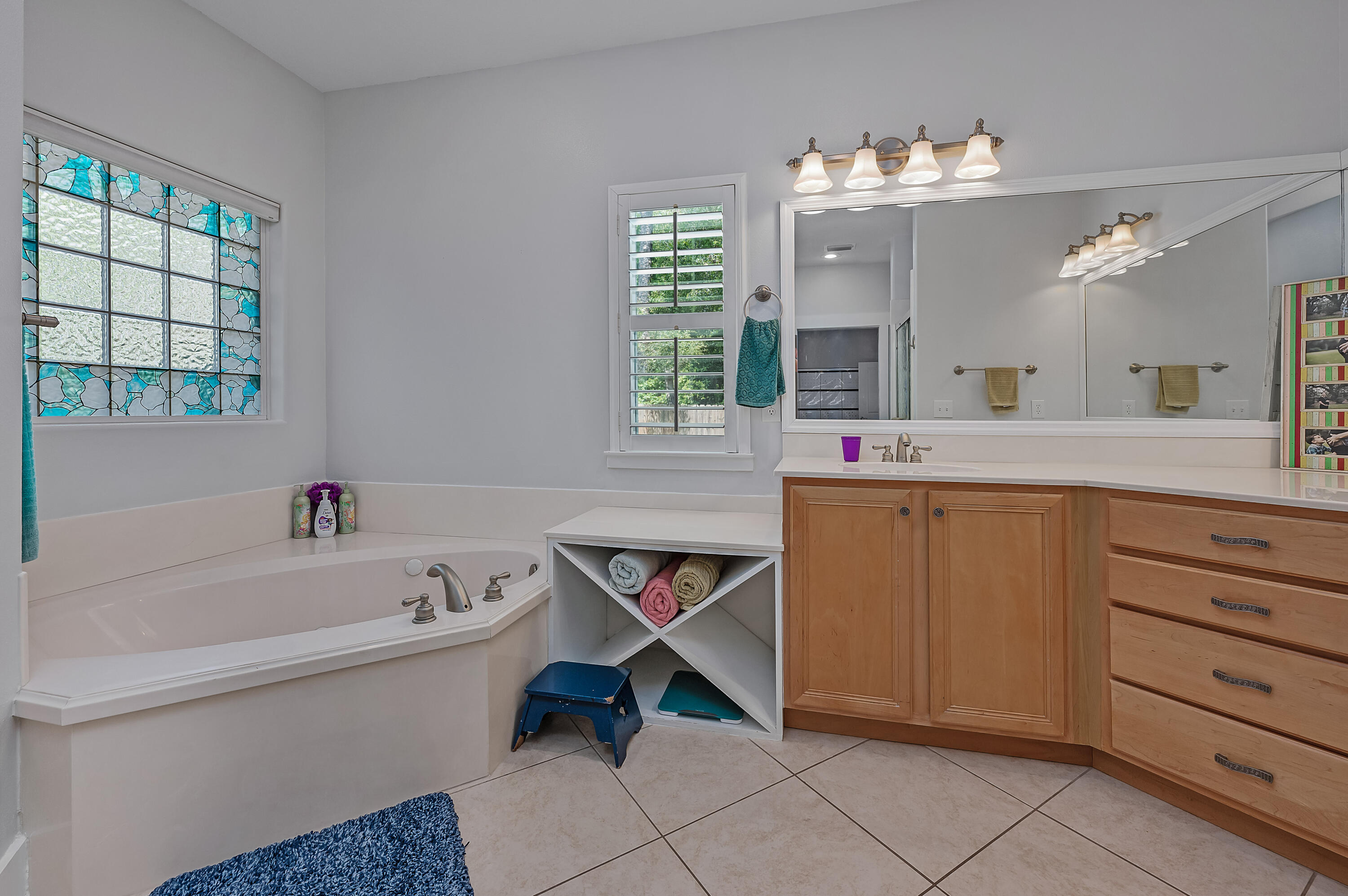 MAGNOLIA HARBOR - Residential