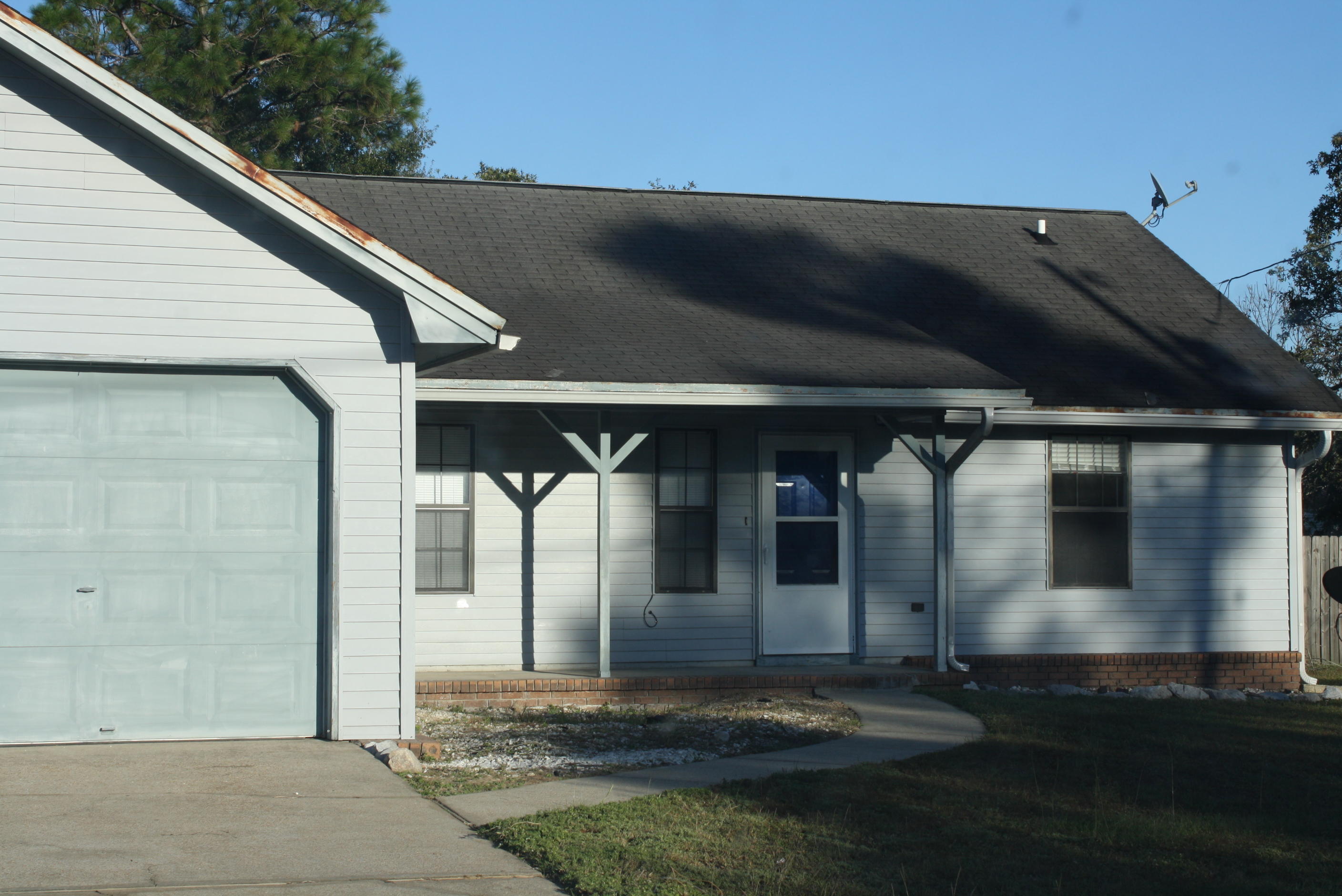 SHOAL WOOD ESTATES - Residential Lease