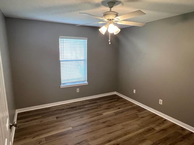 VALPARAISO PINECREST 6 - Residential Lease