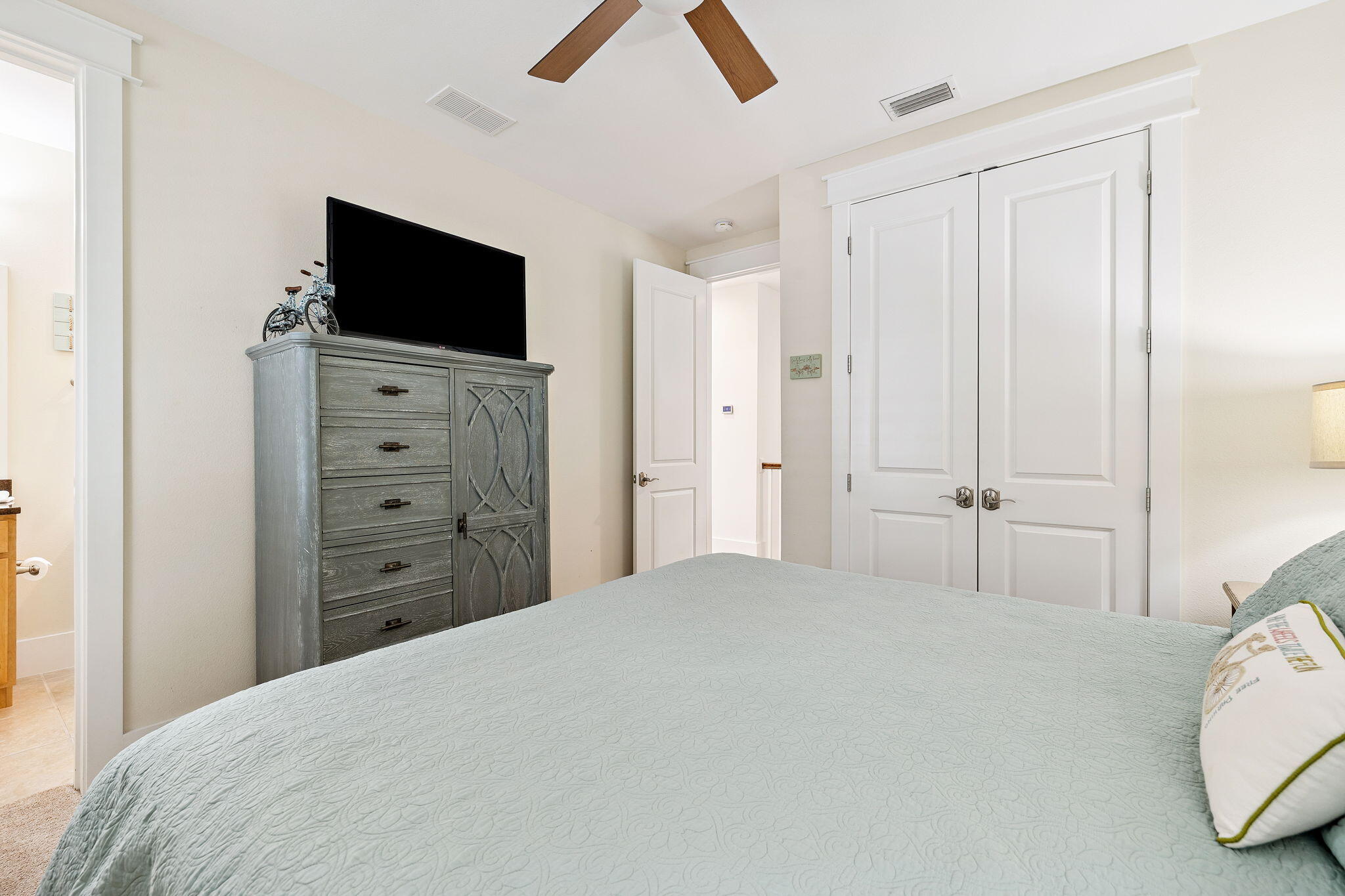 NATUREWALK AT SEAGROVE - Residential