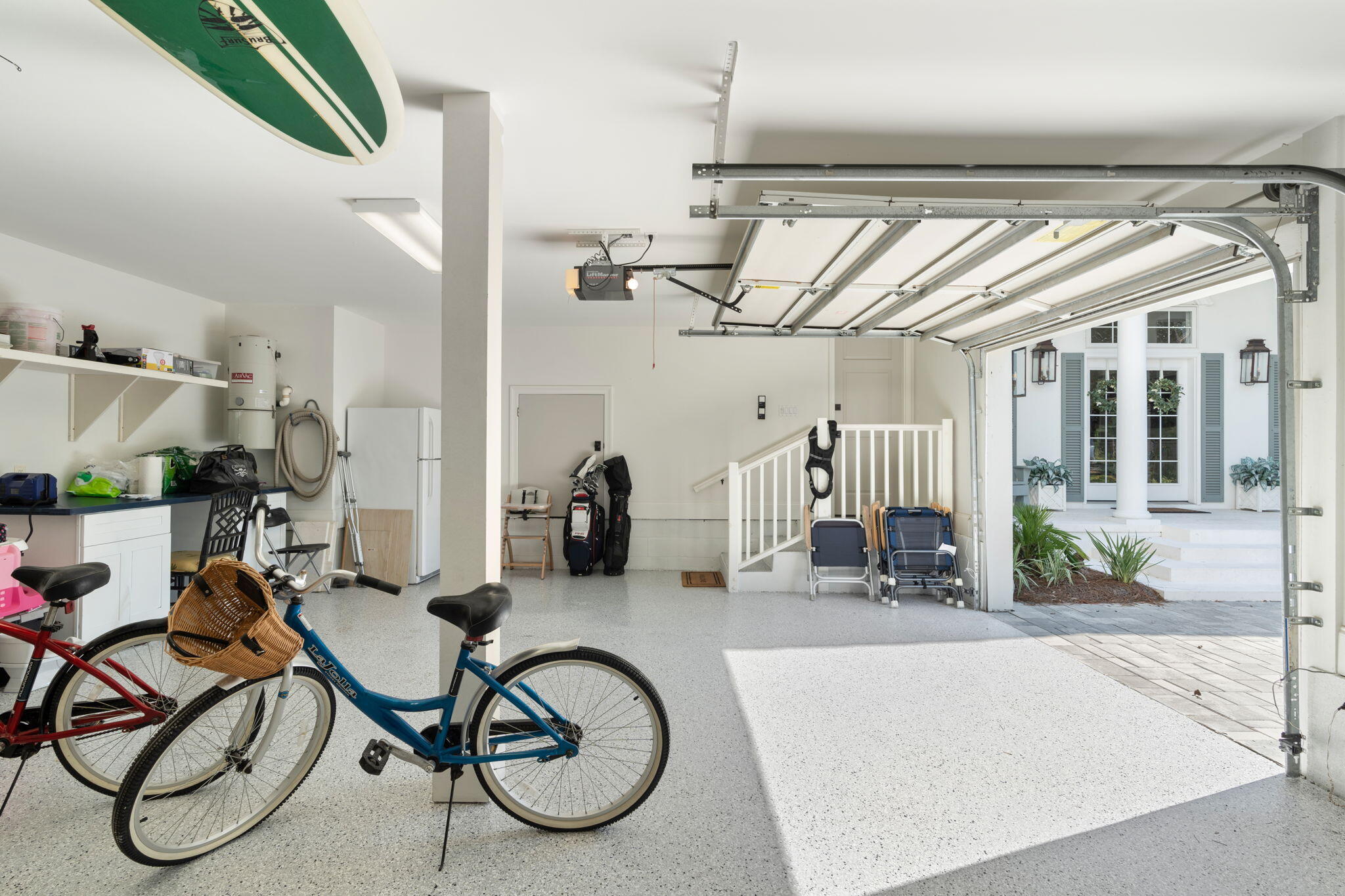 BURNT PINE - Residential