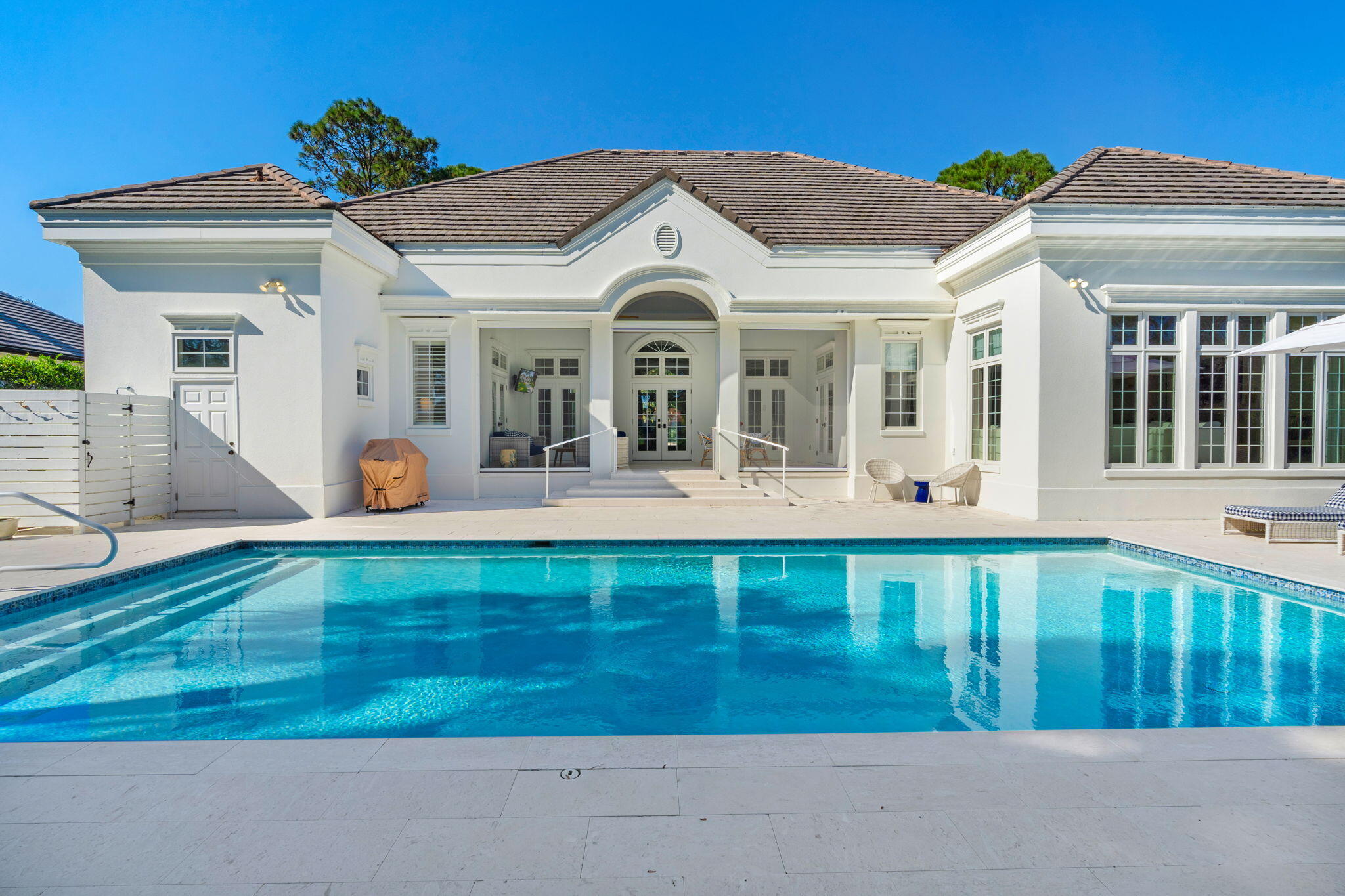 BURNT PINE - Residential