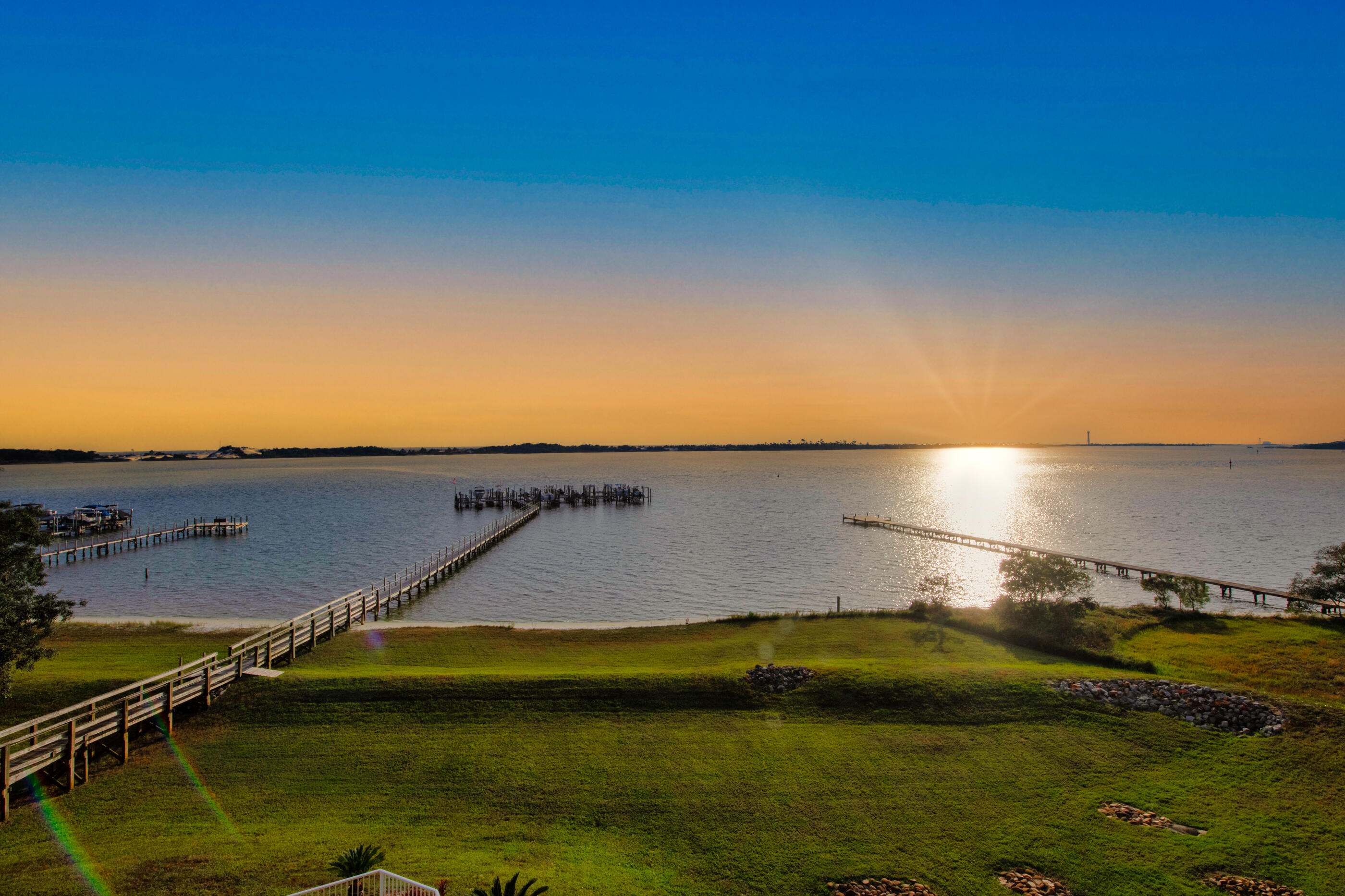 INTERCOASTAL POINTE - Residential