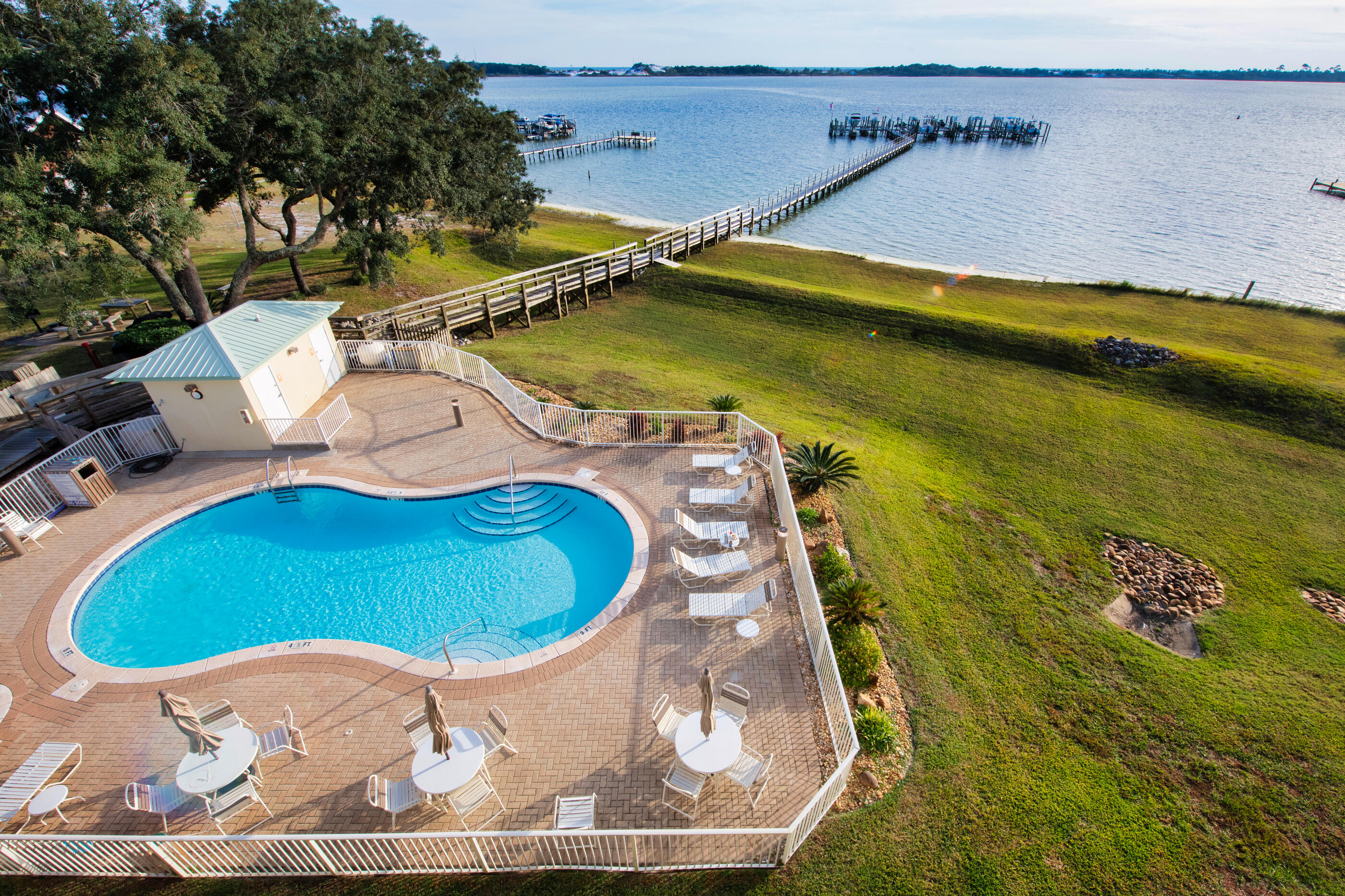 INTERCOASTAL POINTE - Residential