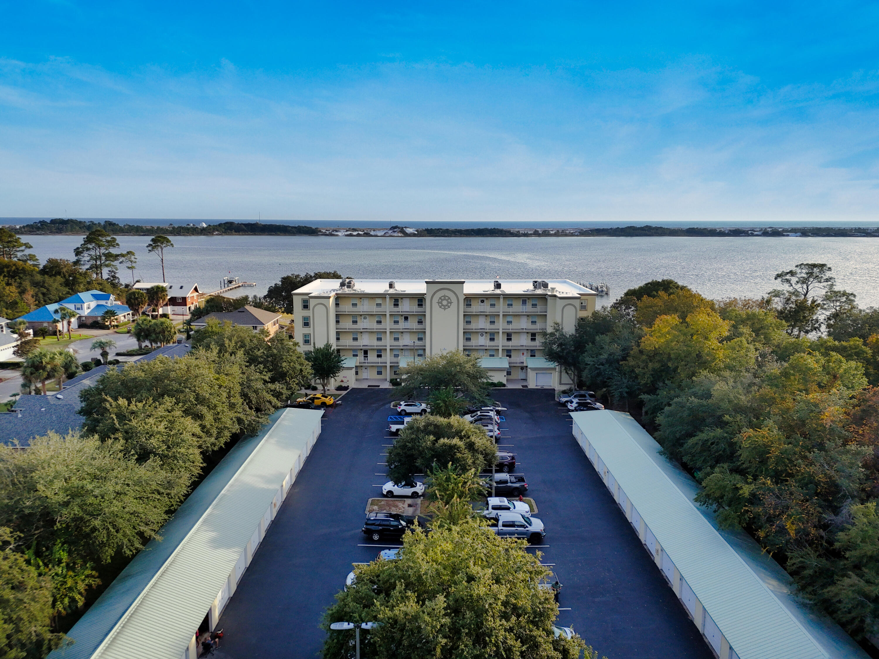 INTERCOASTAL POINTE - Residential