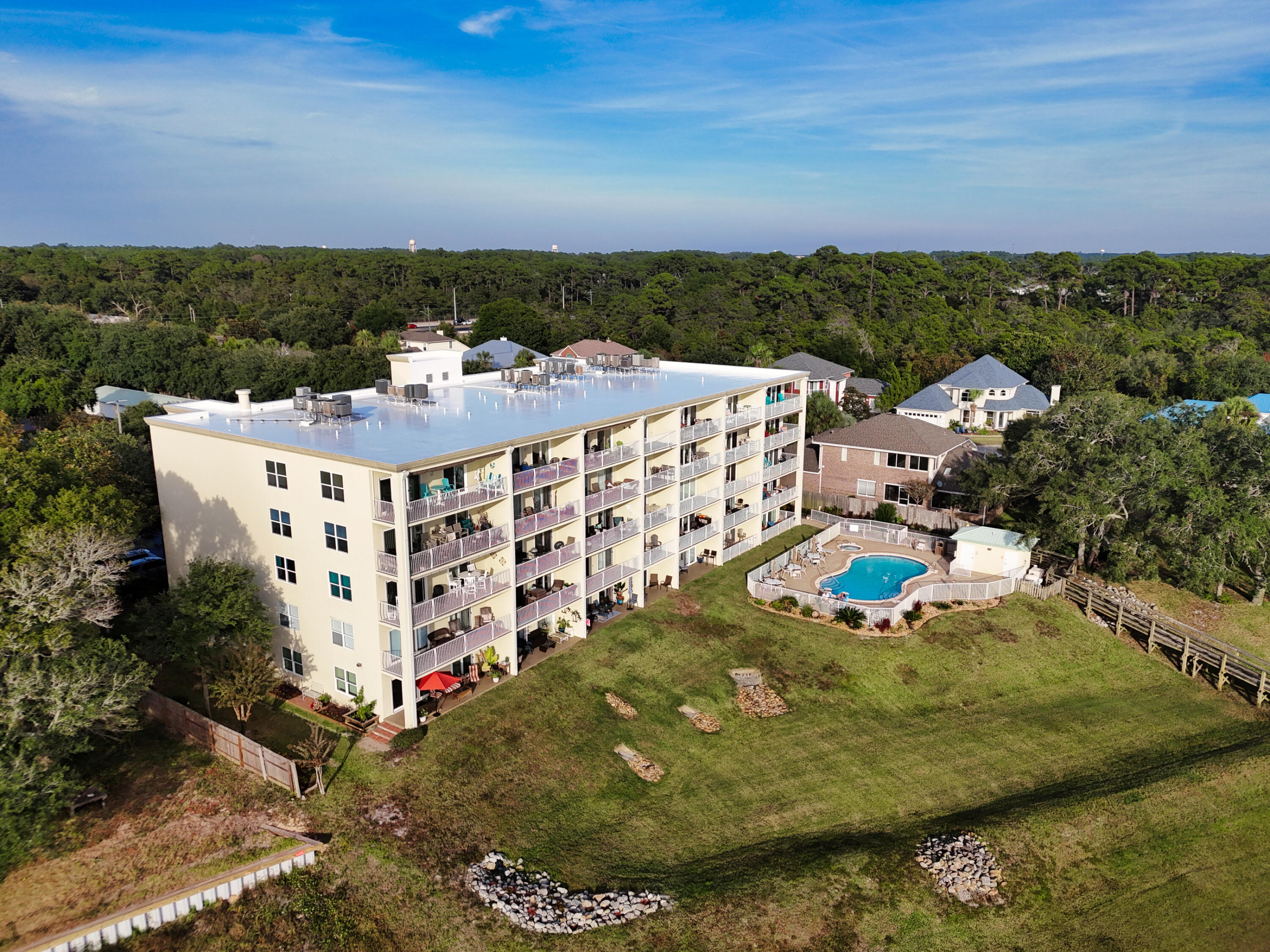 INTERCOASTAL POINTE - Residential