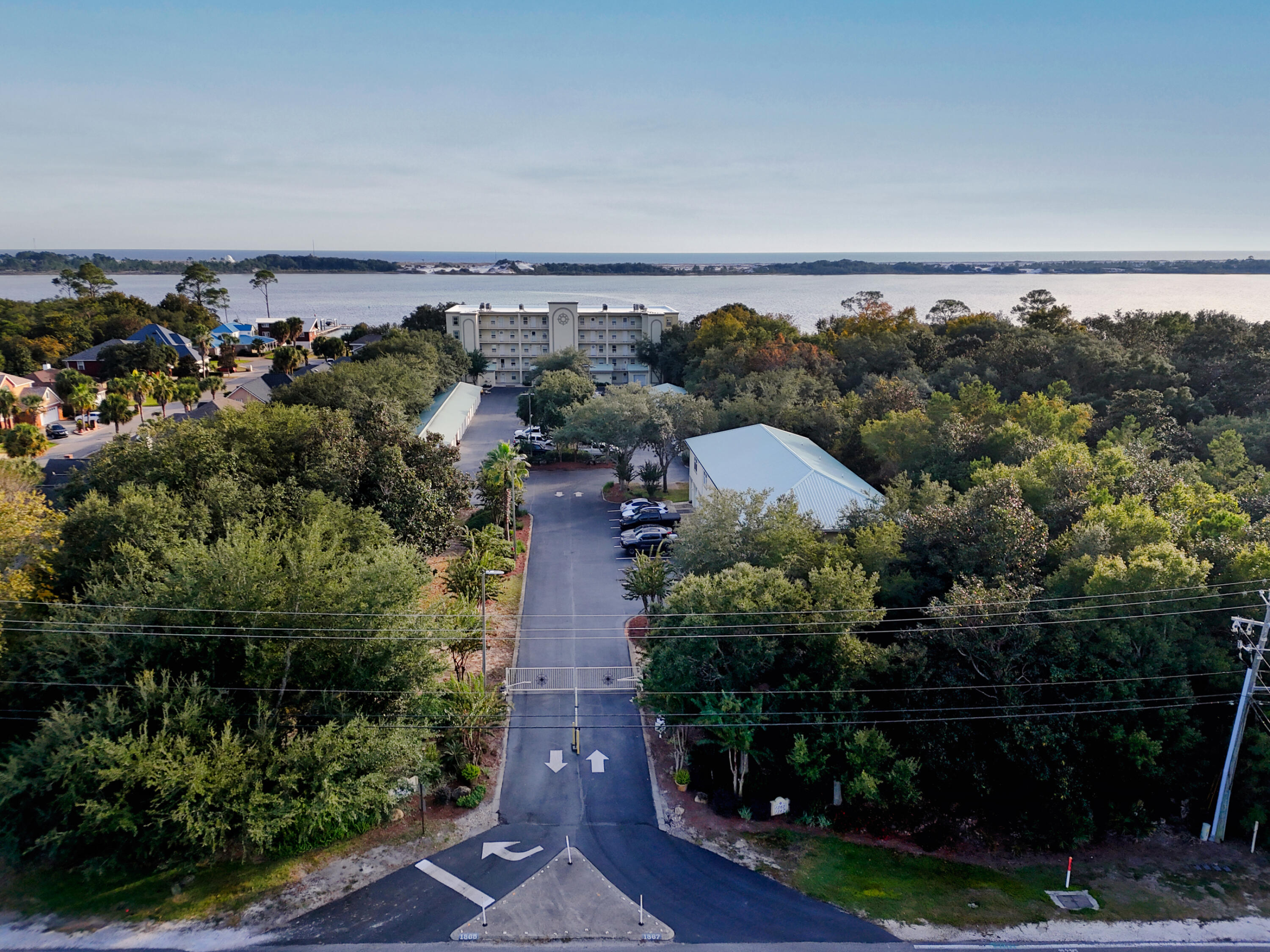 INTERCOASTAL POINTE - Residential